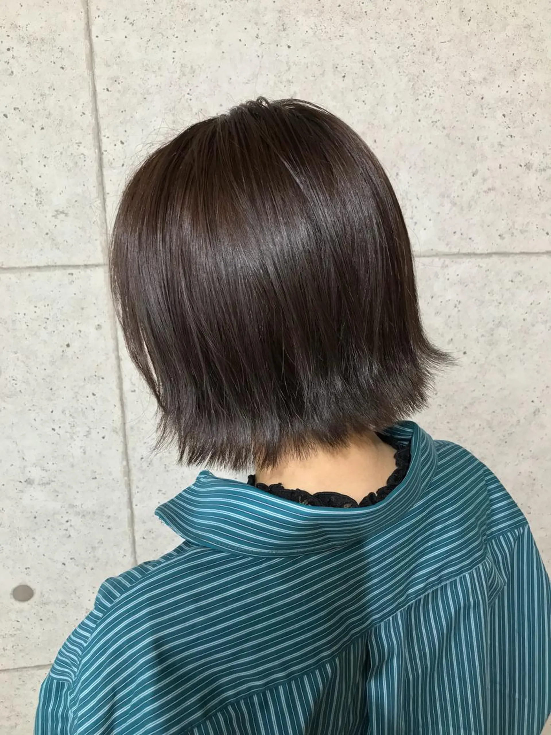 ミディアム 外ハネヘア カット ヘアカラー トリートメント hair teria ryu 大塚のヘアスタイル
