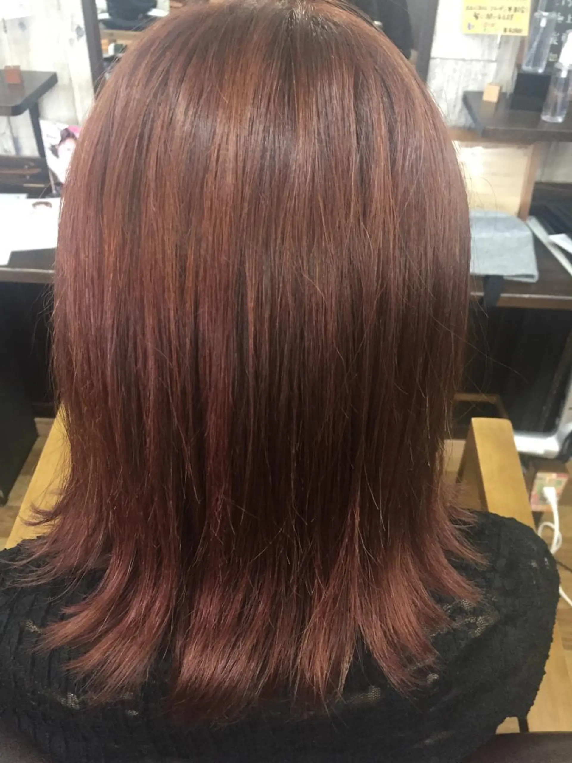 カラー 中山 ルミ子のヘアスタイル