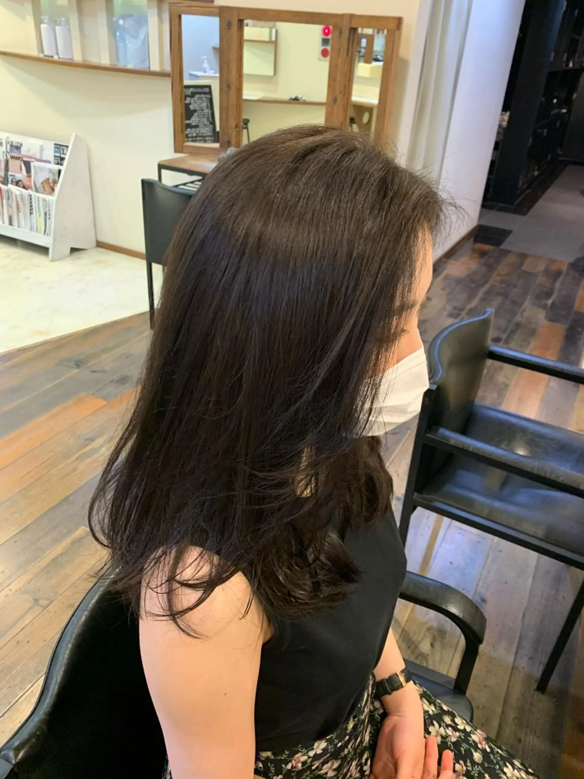 ロング カラー 梶原 真帆のヘアスタイル