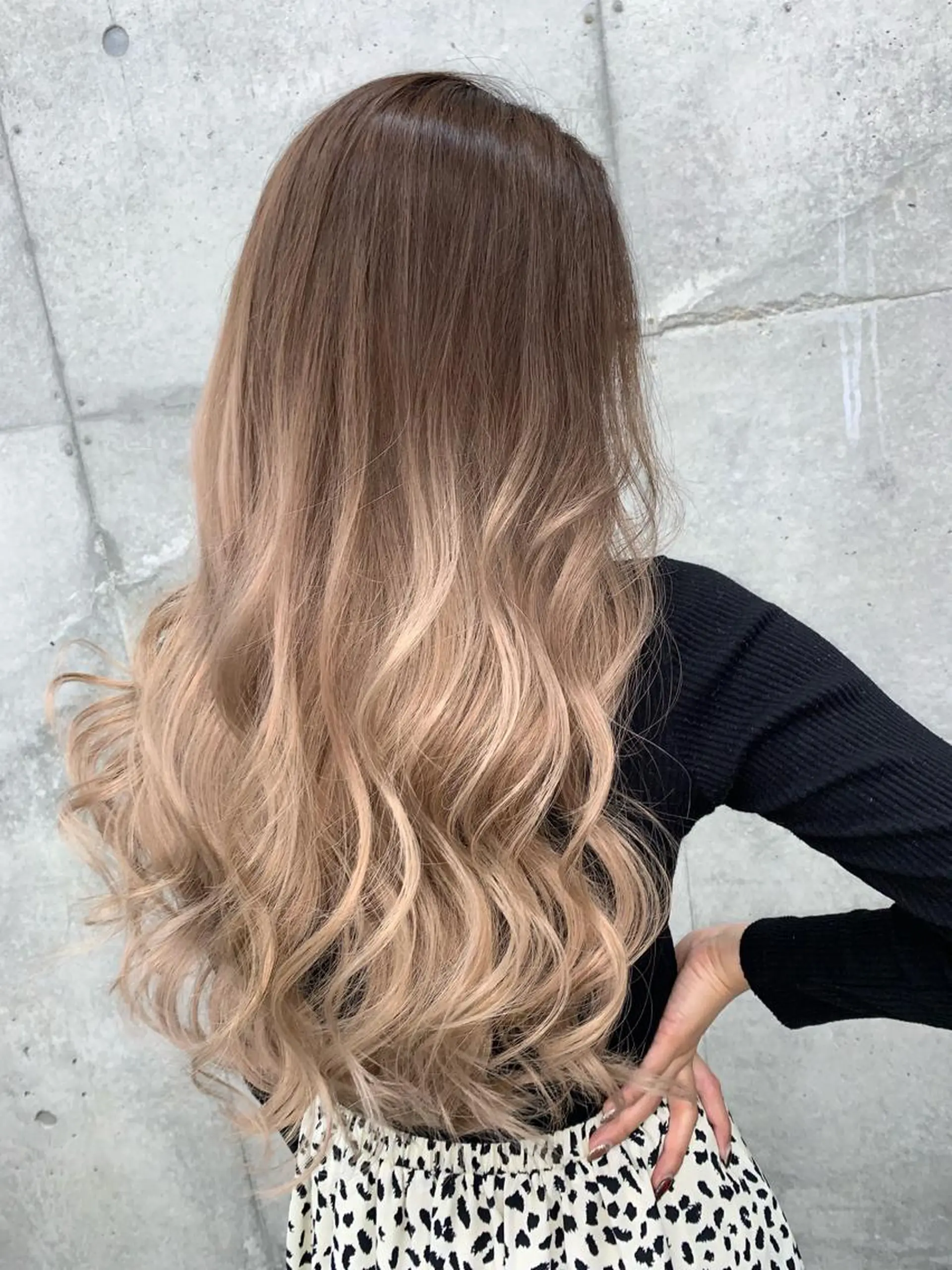 ロング カット ヘアカラー トリートメント 山田 絵里菜のヘアスタイル