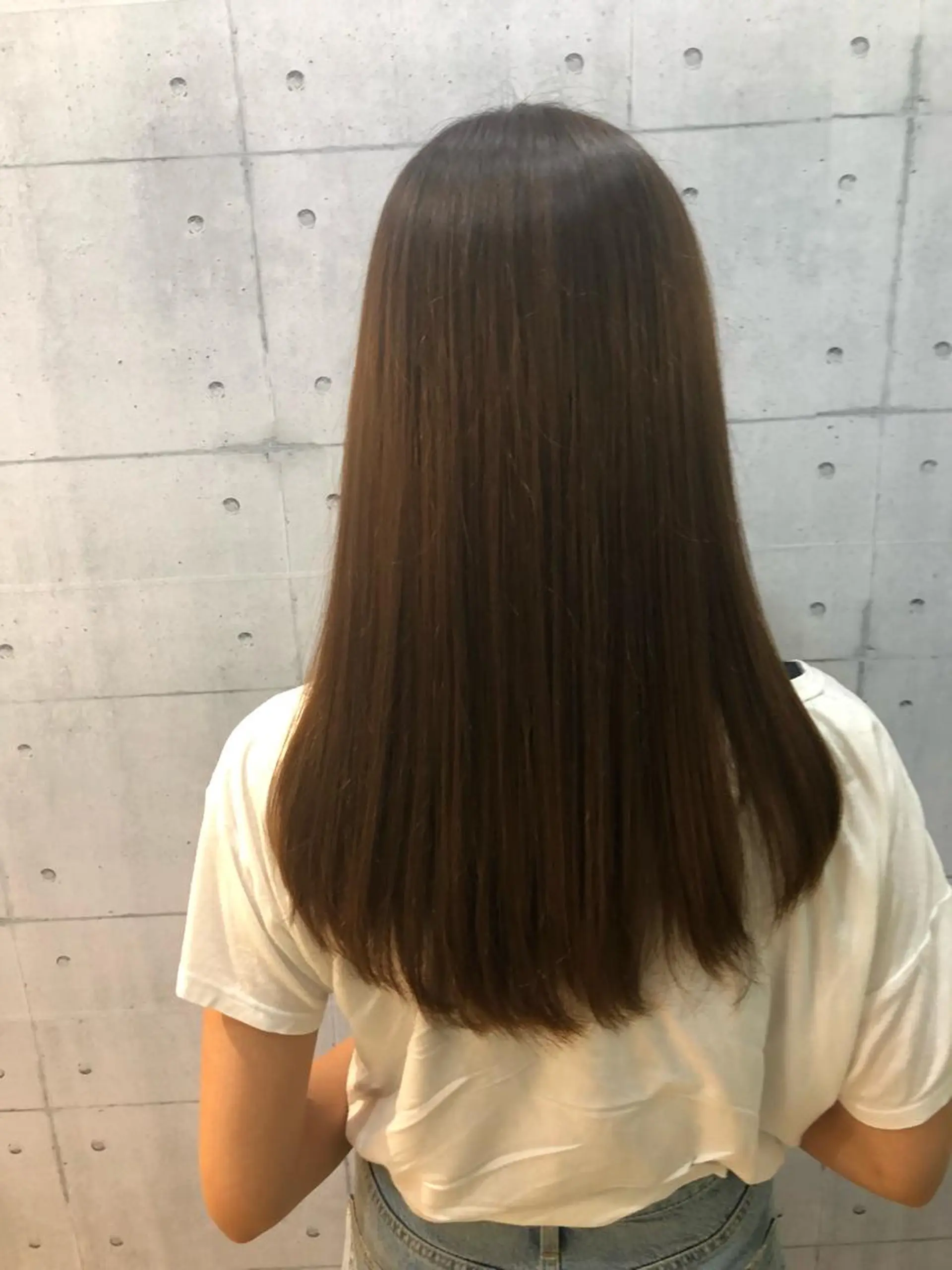ロング 金沢 広美のヘアスタイル