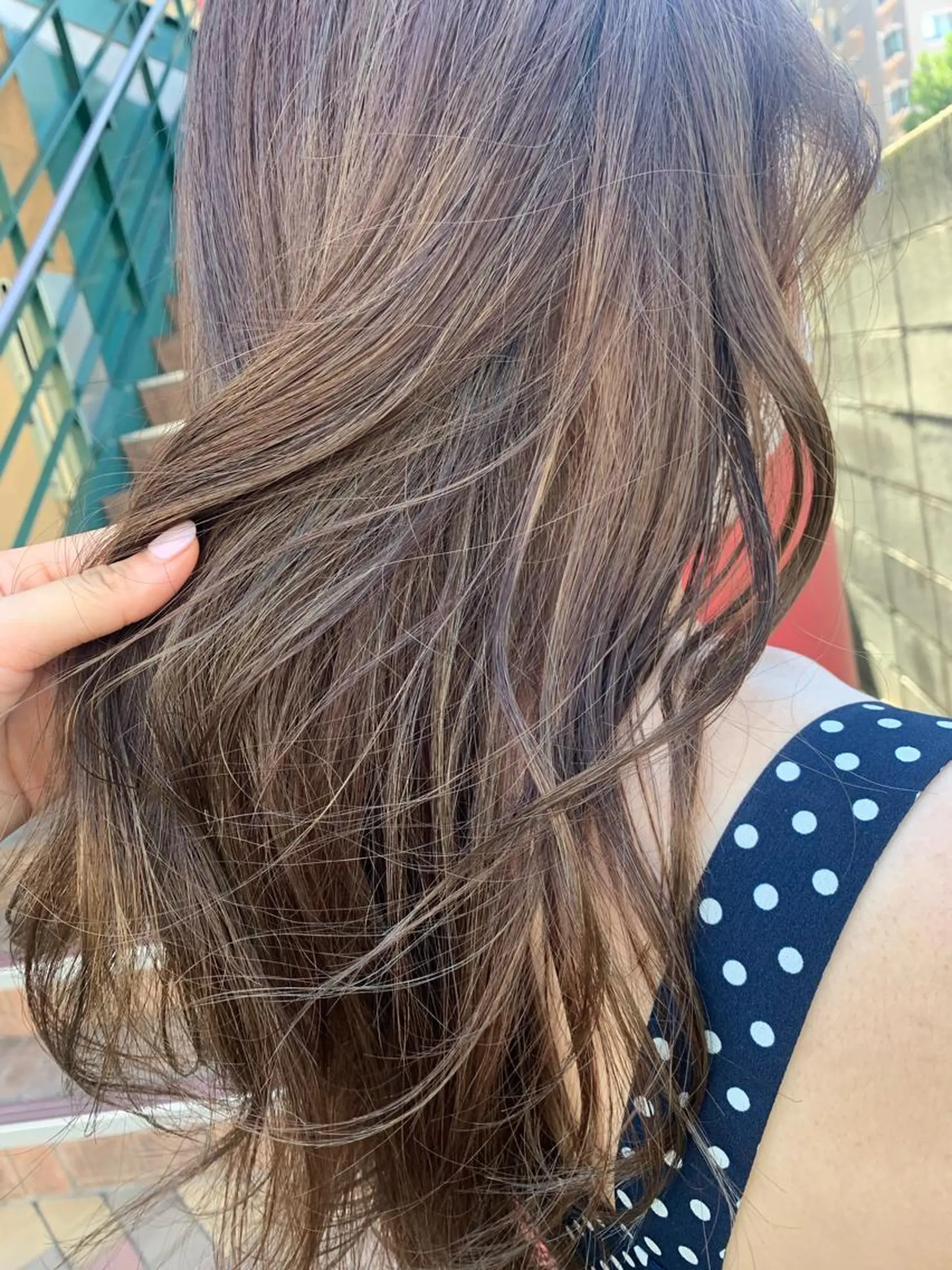 ロング カラー ハイライトカラー ハイライト hub hair レイヤー/透明感のヘアスタイル