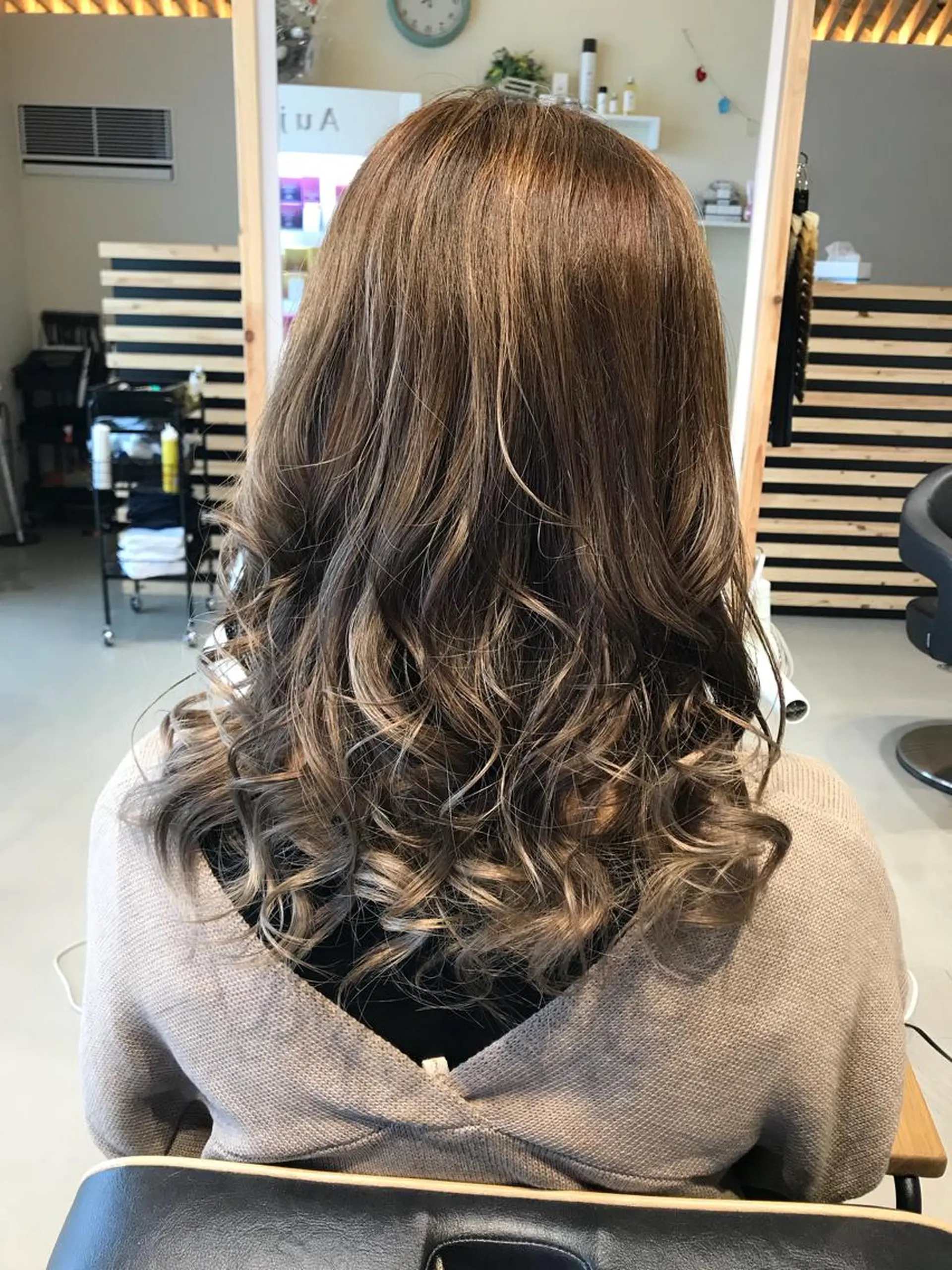 ロング カラー 関口 友行のヘアスタイル