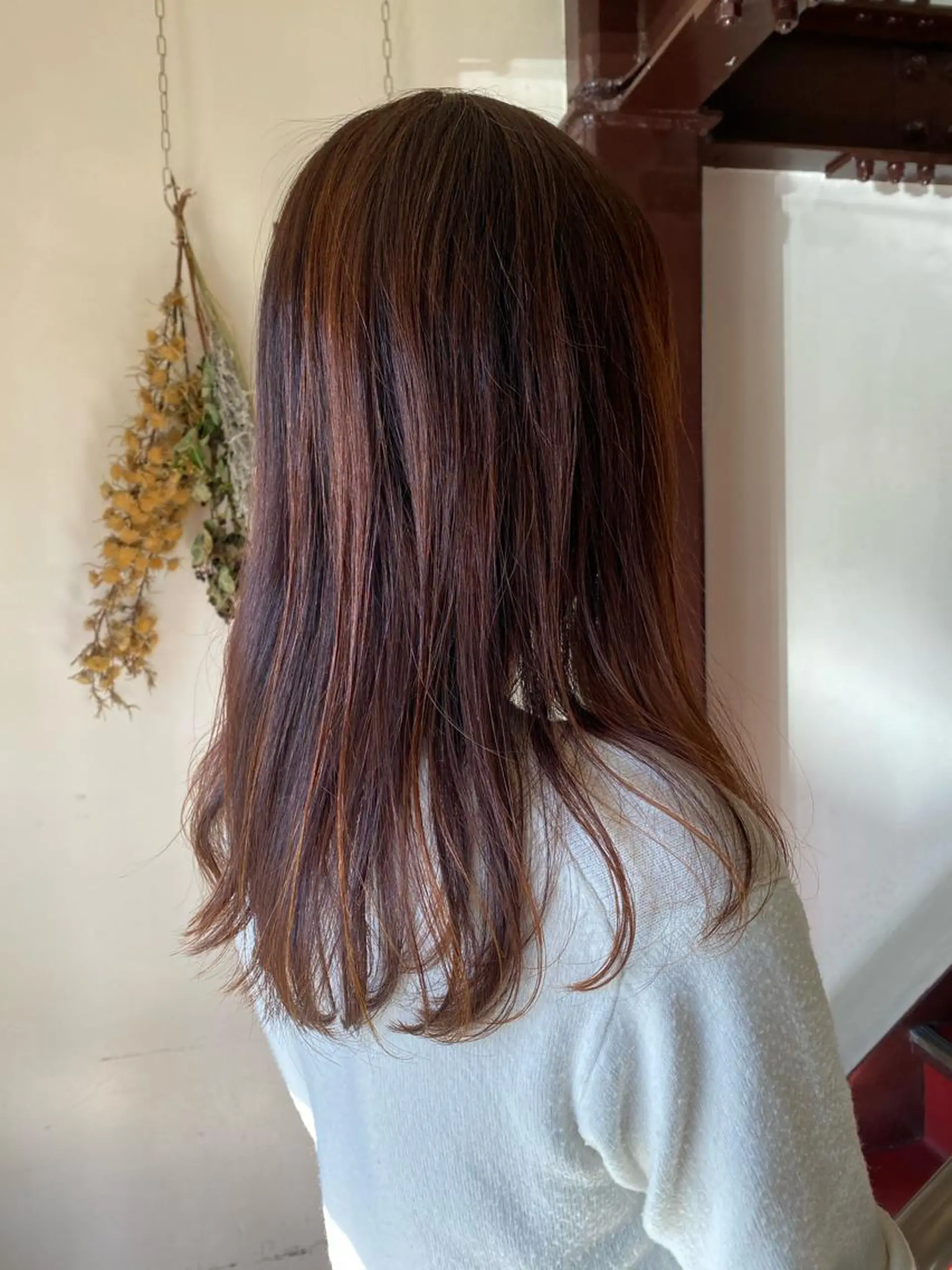 セミロング カラー パーマ 荒川 真悟のヘアスタイル