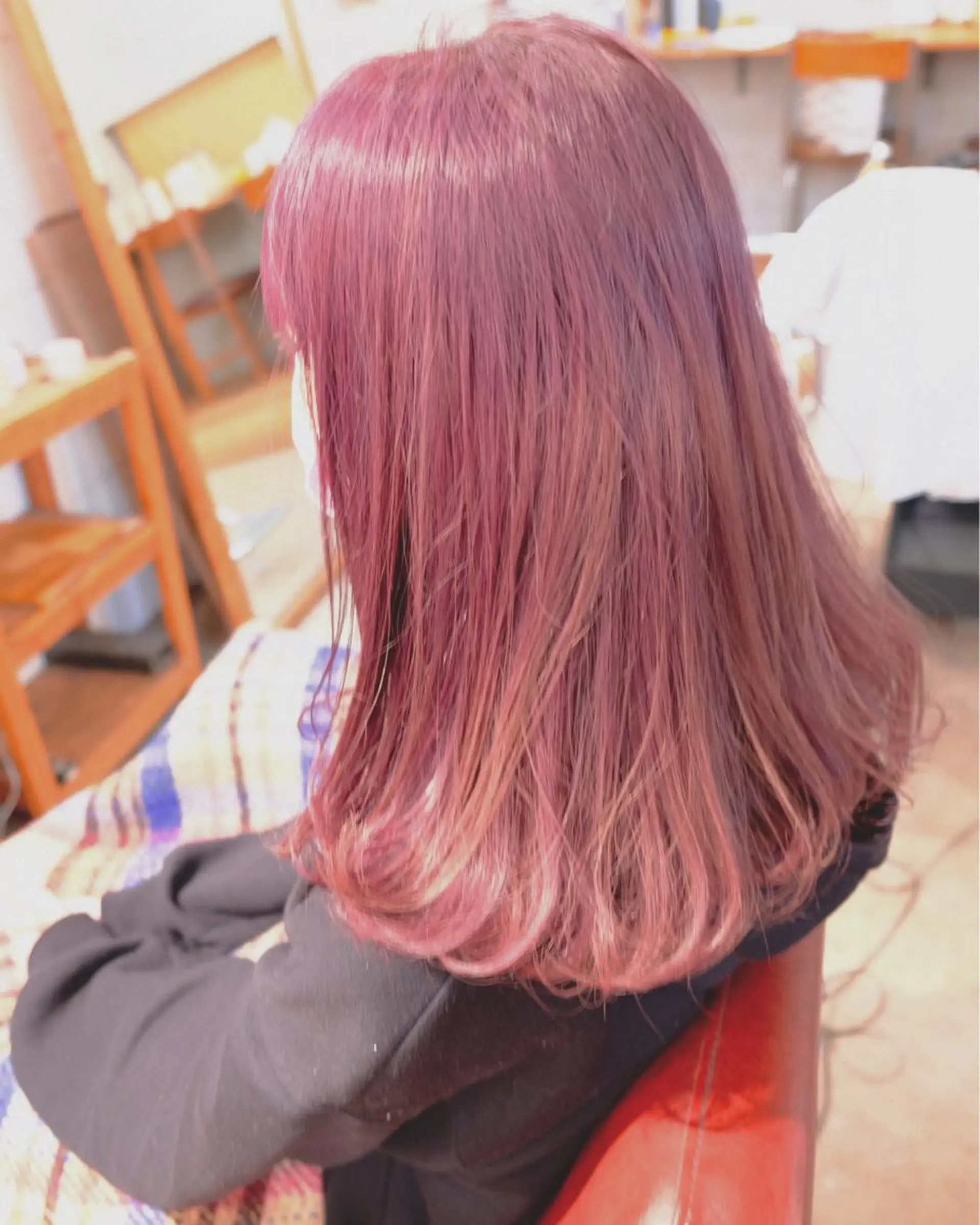 ロング カラー スロウ（slow）所属・slow✂︎ 矢野芹奈のヘアスタイル