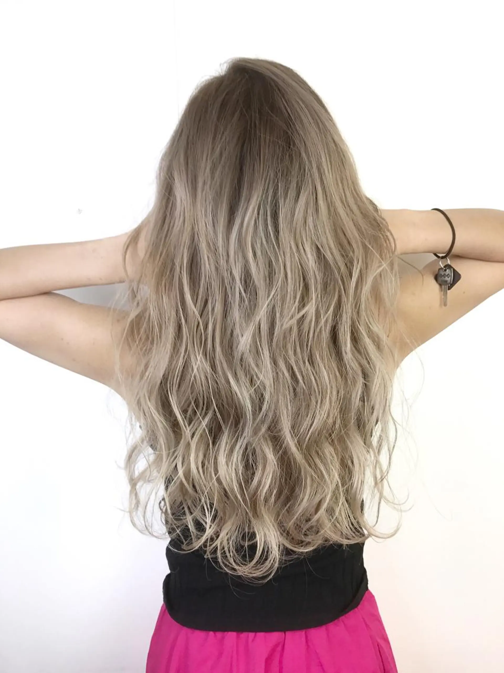 ロング ヘアカラー ブリーチカラー☆ 再生トリートメントのヘアスタイル