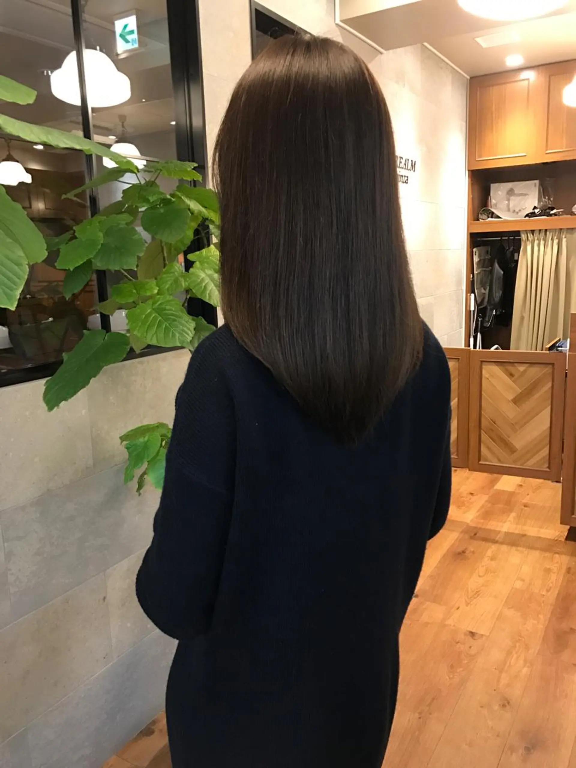 セミロング 開發 智也のヘアスタイル