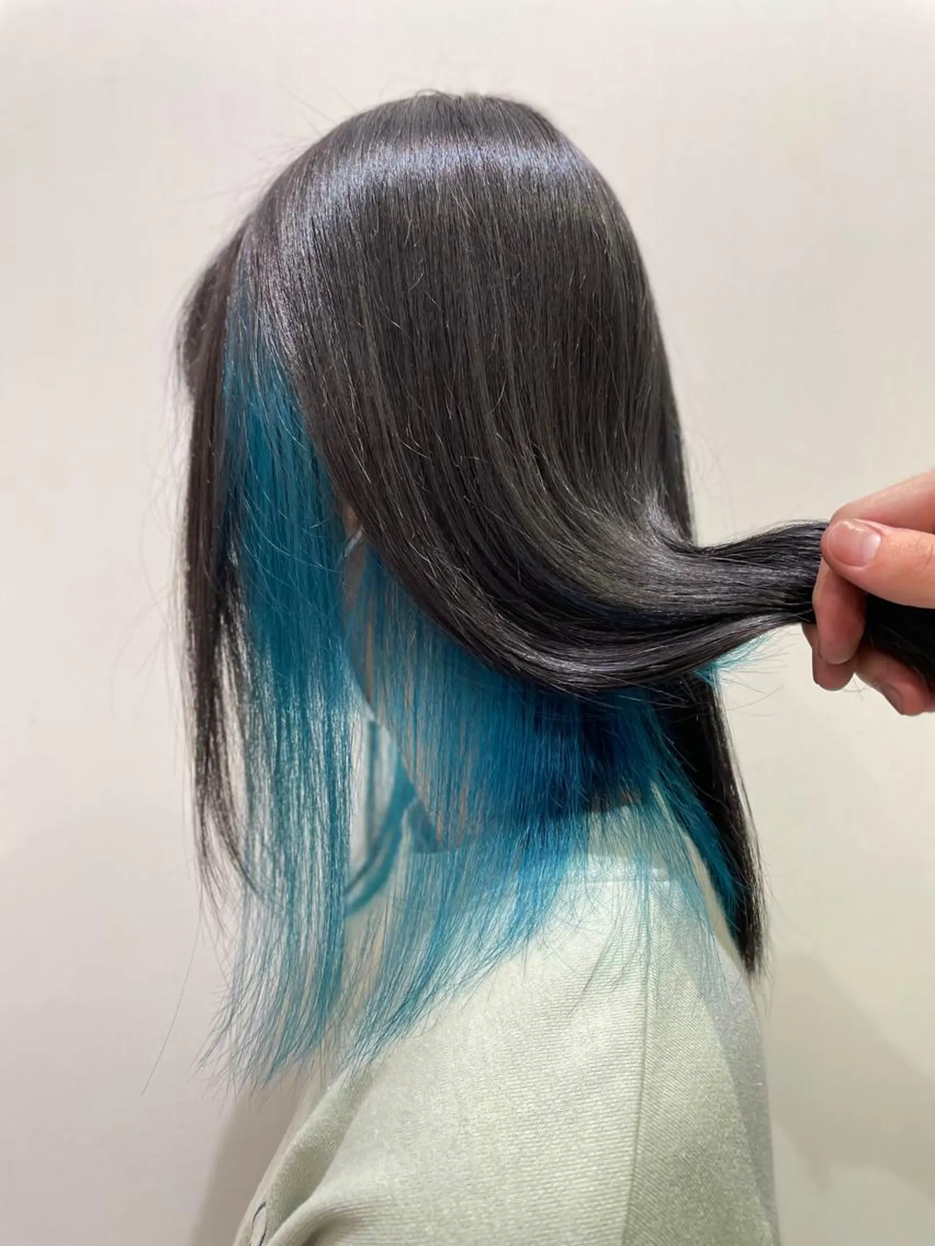 セミロング ナカタケ ユウのヘアスタイル