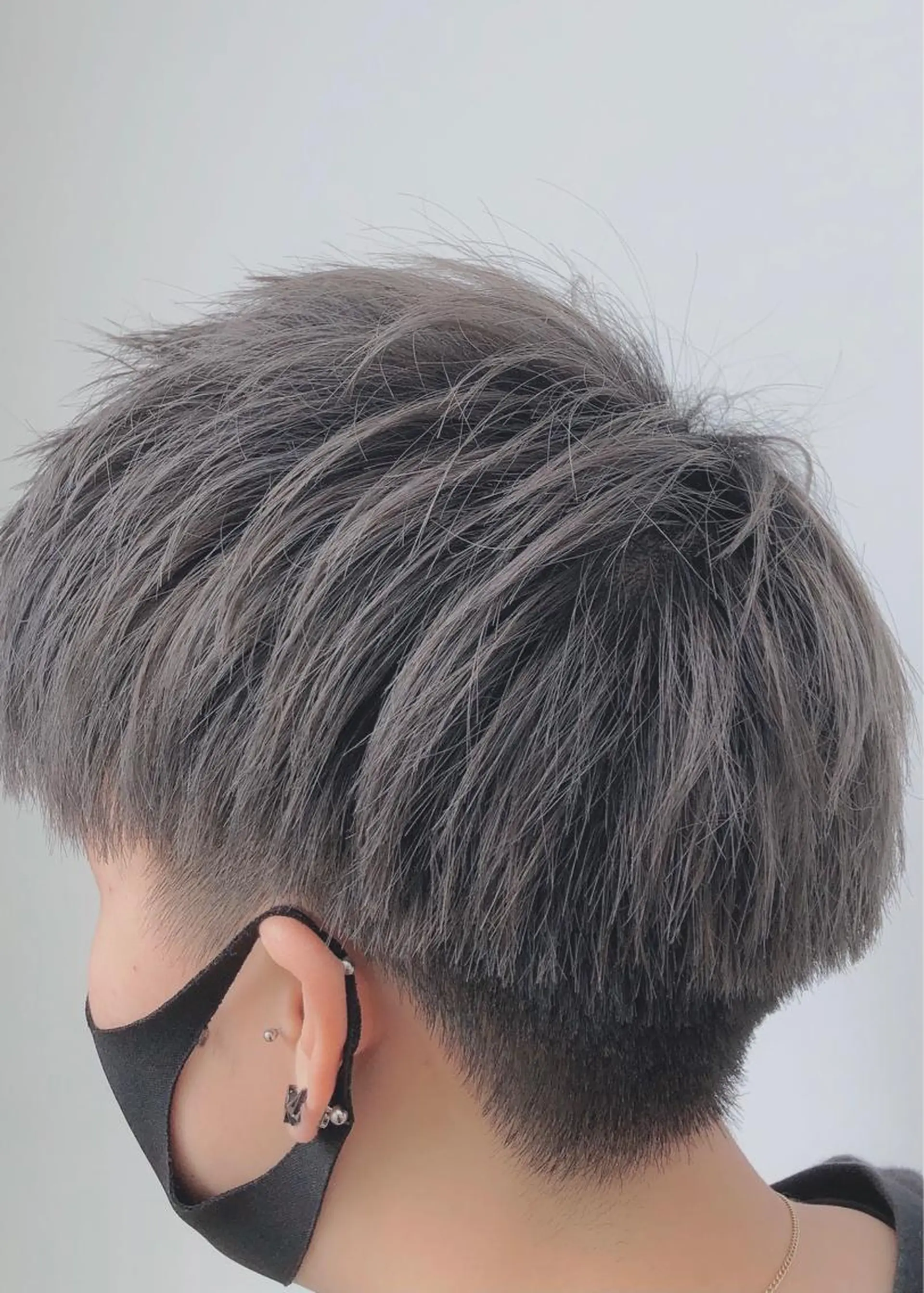 ショート 髪質改善×潤艶カラー ⭐️岡田崇彰のヘアスタイル