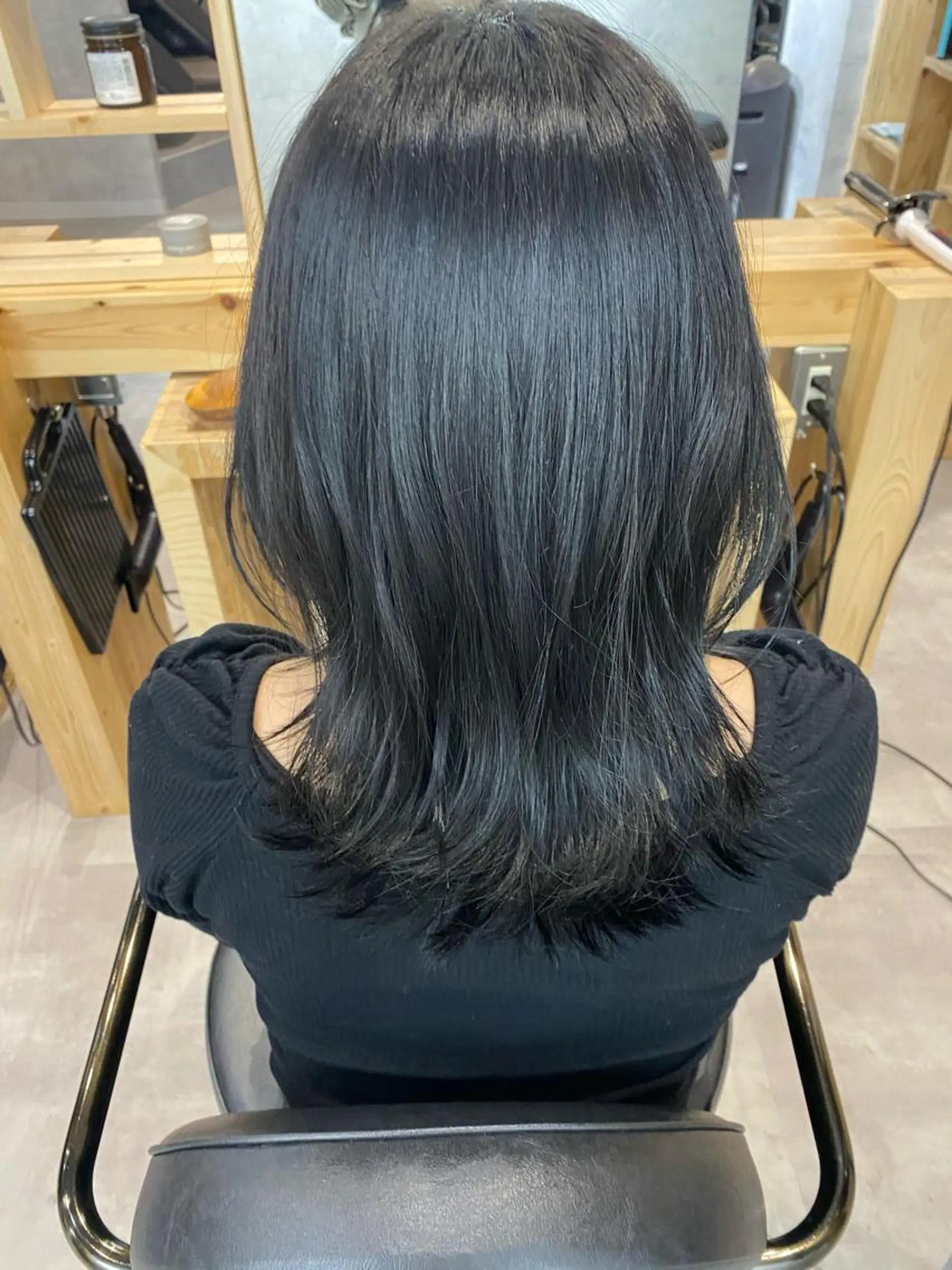 ミディアム カラー Sia中野新橋　店長 田中　優莉乃のヘアスタイル