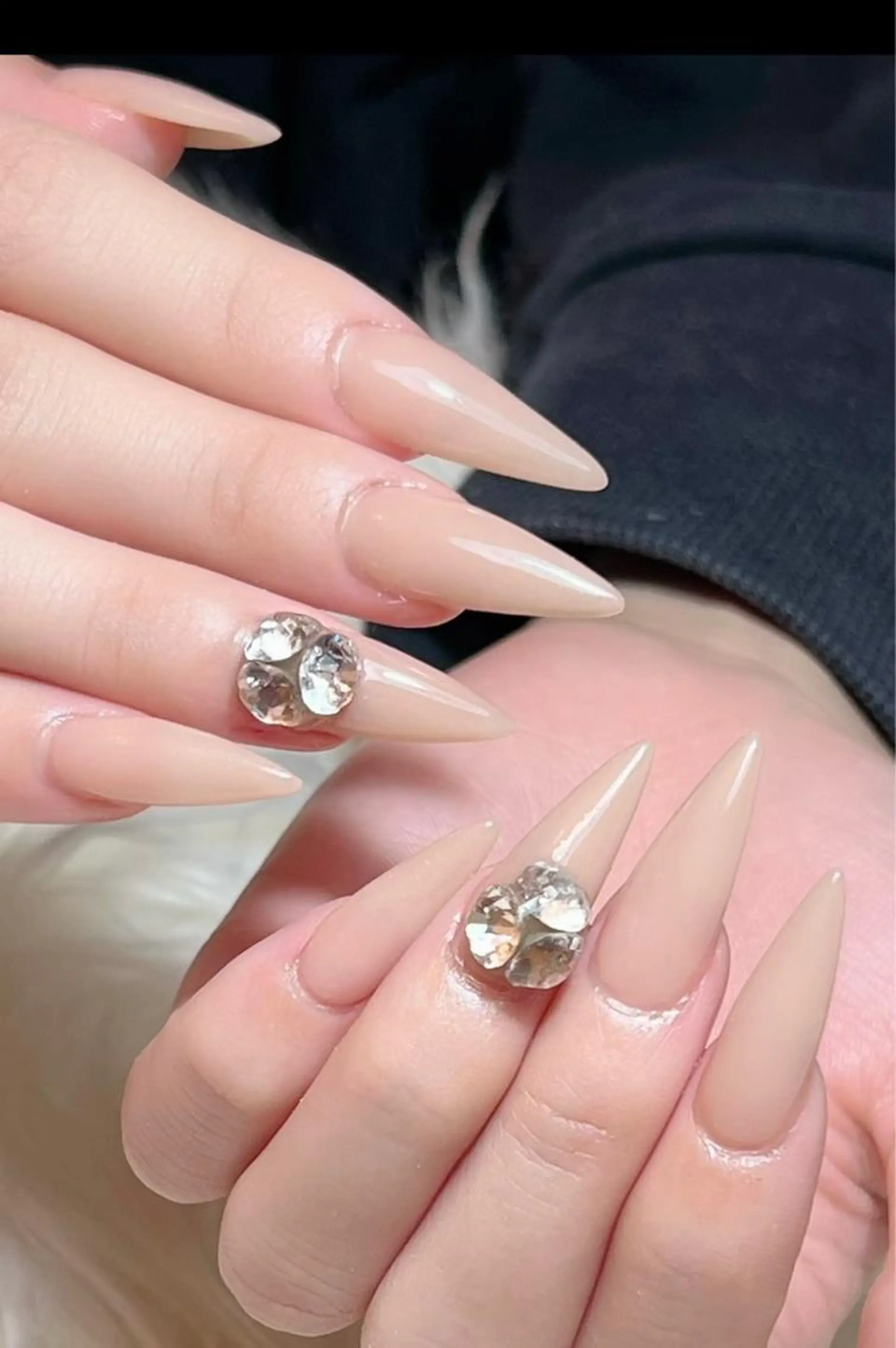 ネイル シェヌネイル JURAのネイルデザイン