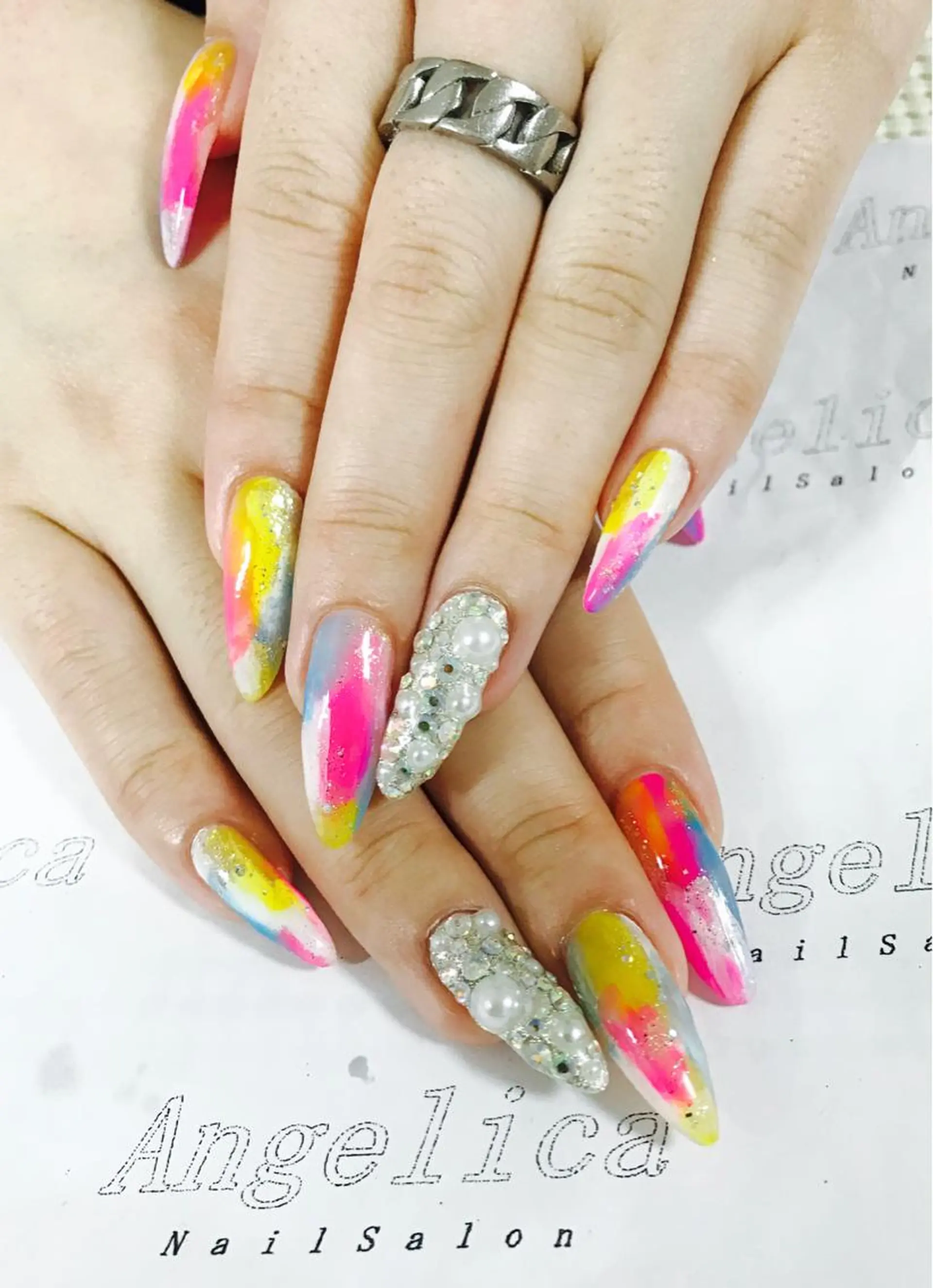 ネイル Angelica ネイリストのネイルデザイン