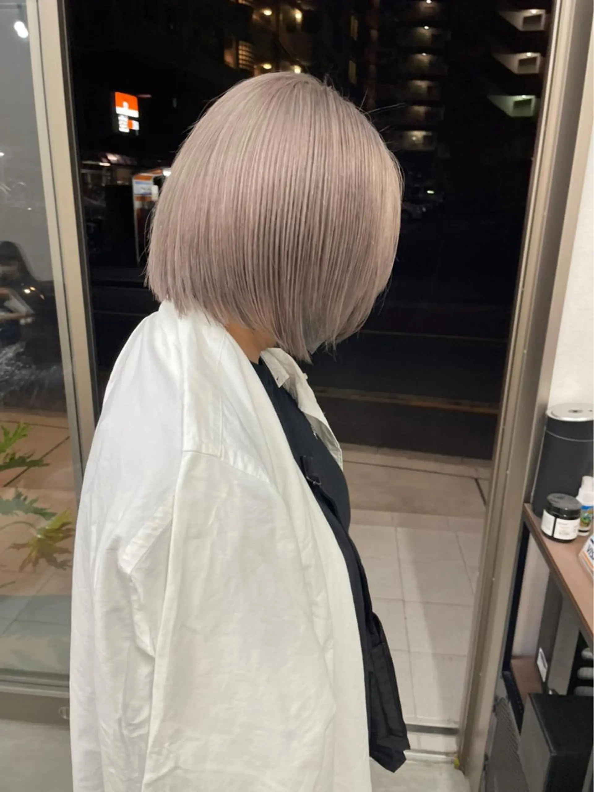 ショート カラー パーマ ヘアアレンジ メンズ キッズ ネイル マツエク・マツパ アイブロウ ショートボブ メンズバレイヤージュ メンズブリーチ メンズハイライト メンズハイトーン Eirデザイナーズ サロン茶屋町tomoのヘアスタイル
