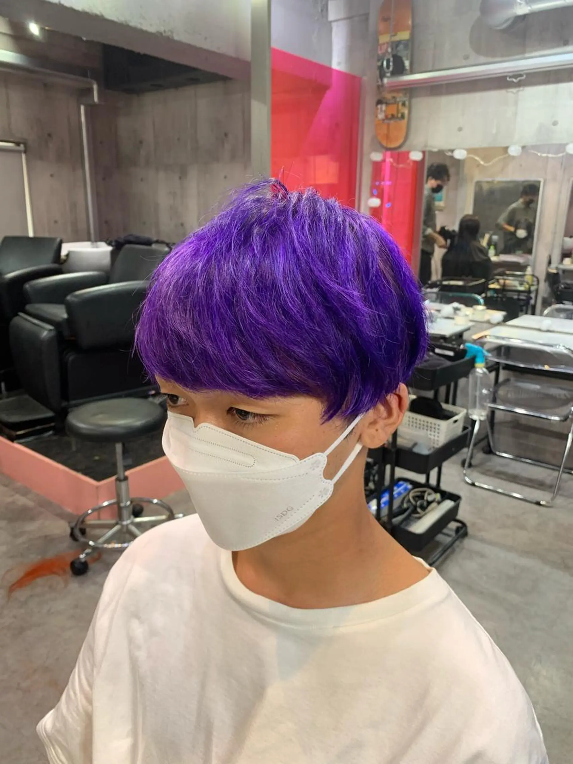 ショート カラー メンズ パープルカラー ヘアカラー トリートメント ハイトーン/メンズ/ ウルフ特化 小松のヘアスタイル