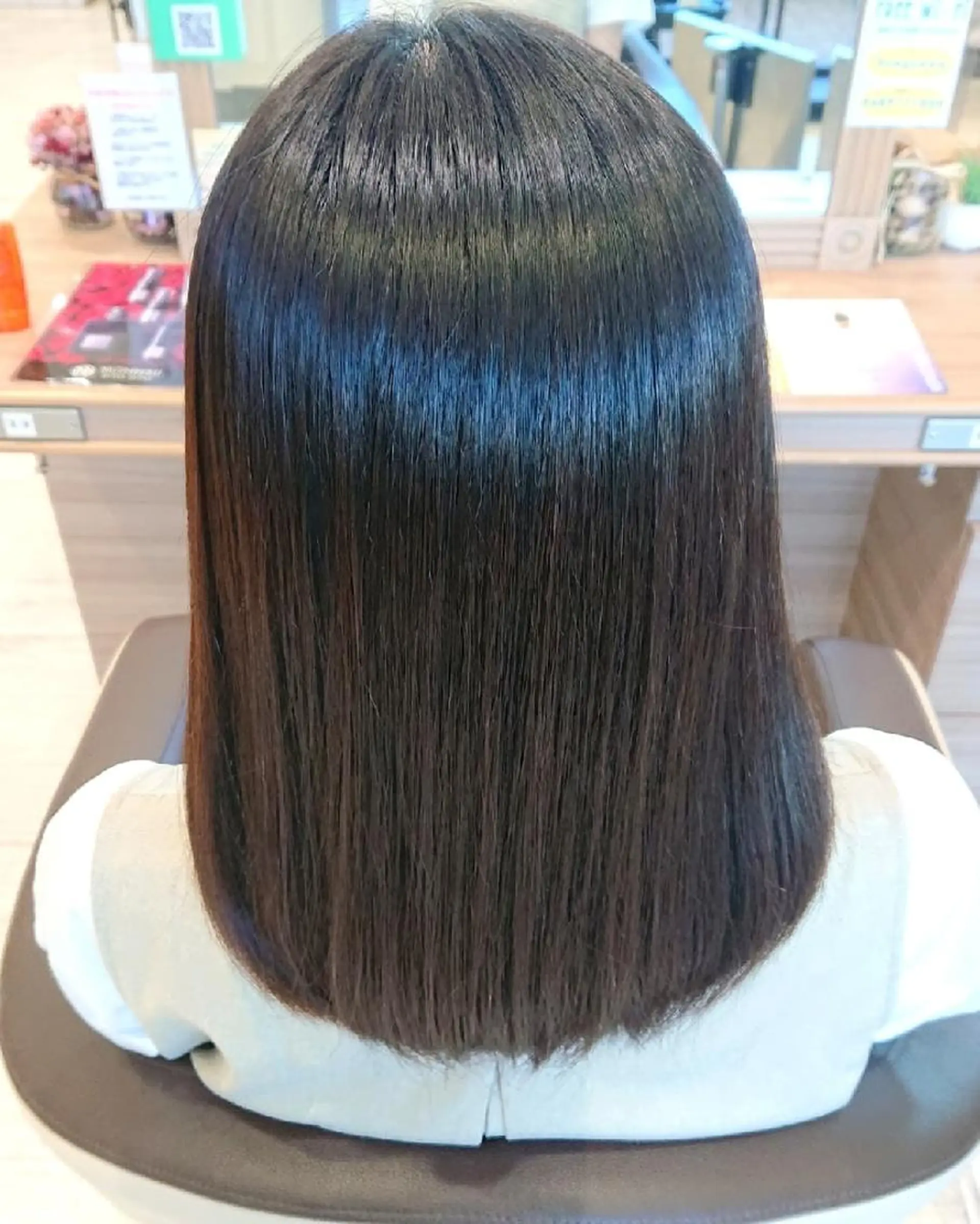 ミディアム 縮毛矯正 宮本 秀人のヘアスタイル