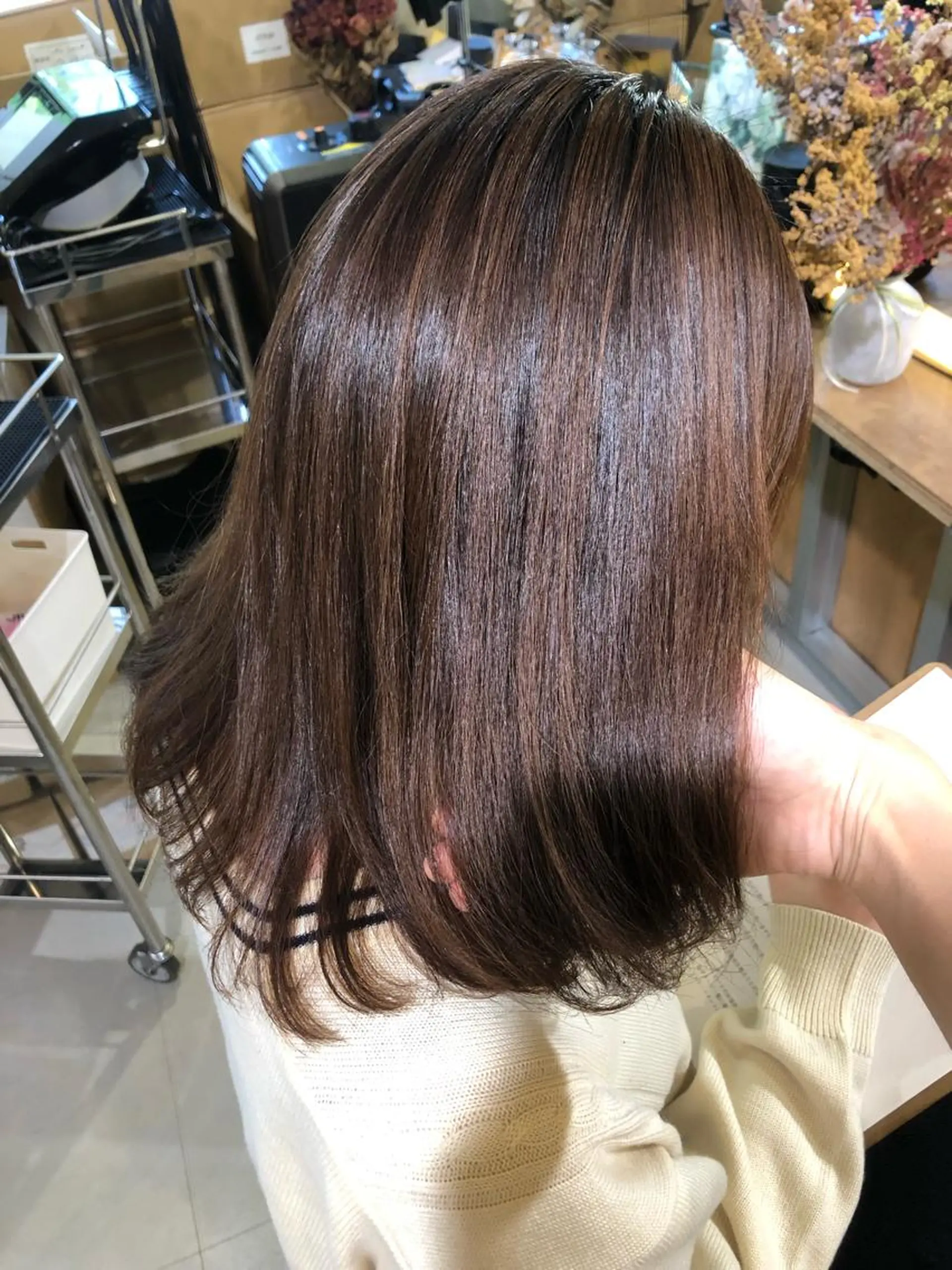 ミディアム 青木 ありさのヘアスタイル