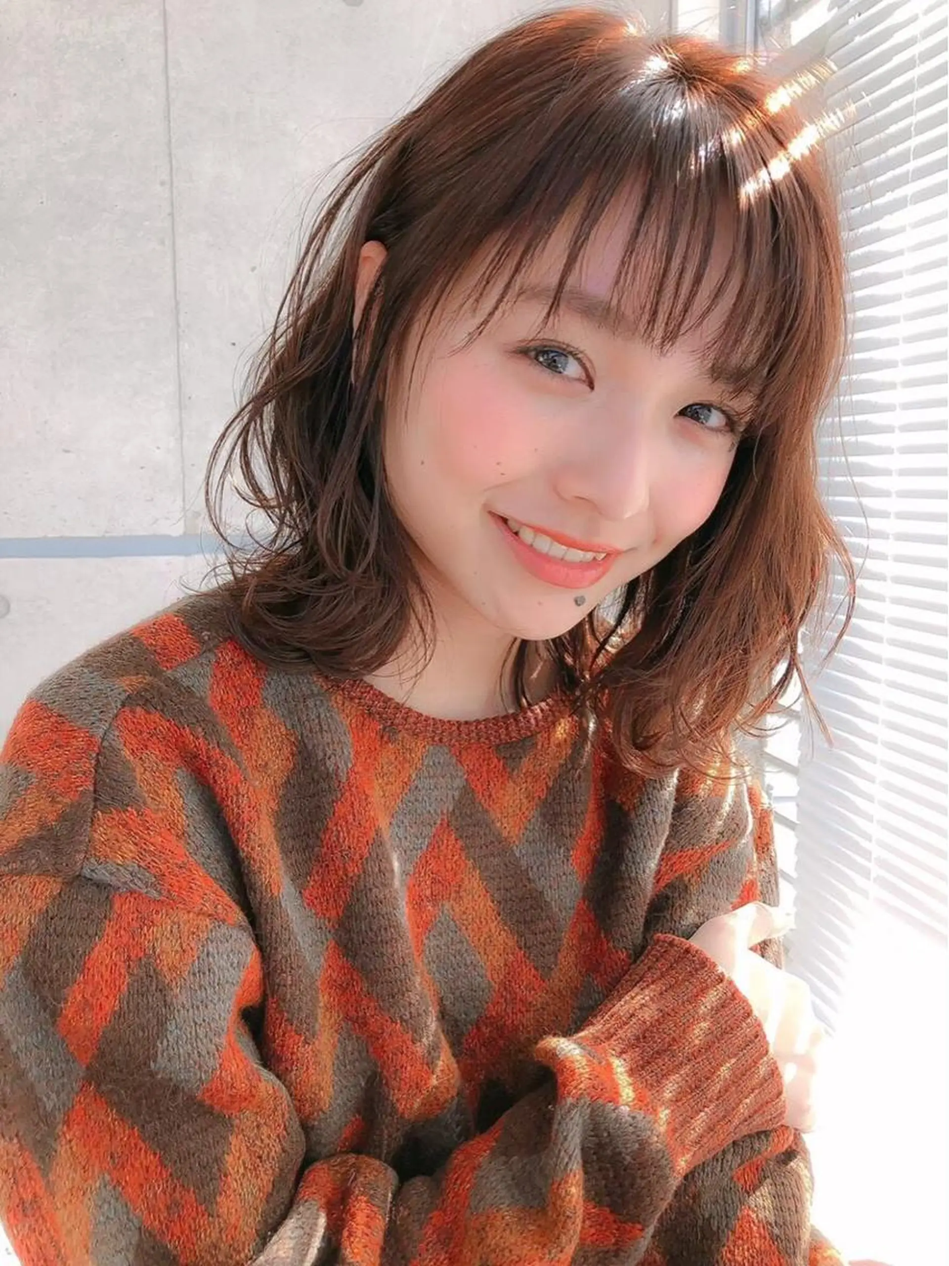 ミディアム カラー ヘアカラー トリートメント ヘアセット 韓国艶カラー🇰🇷 DISCO💙のヘアスタイル