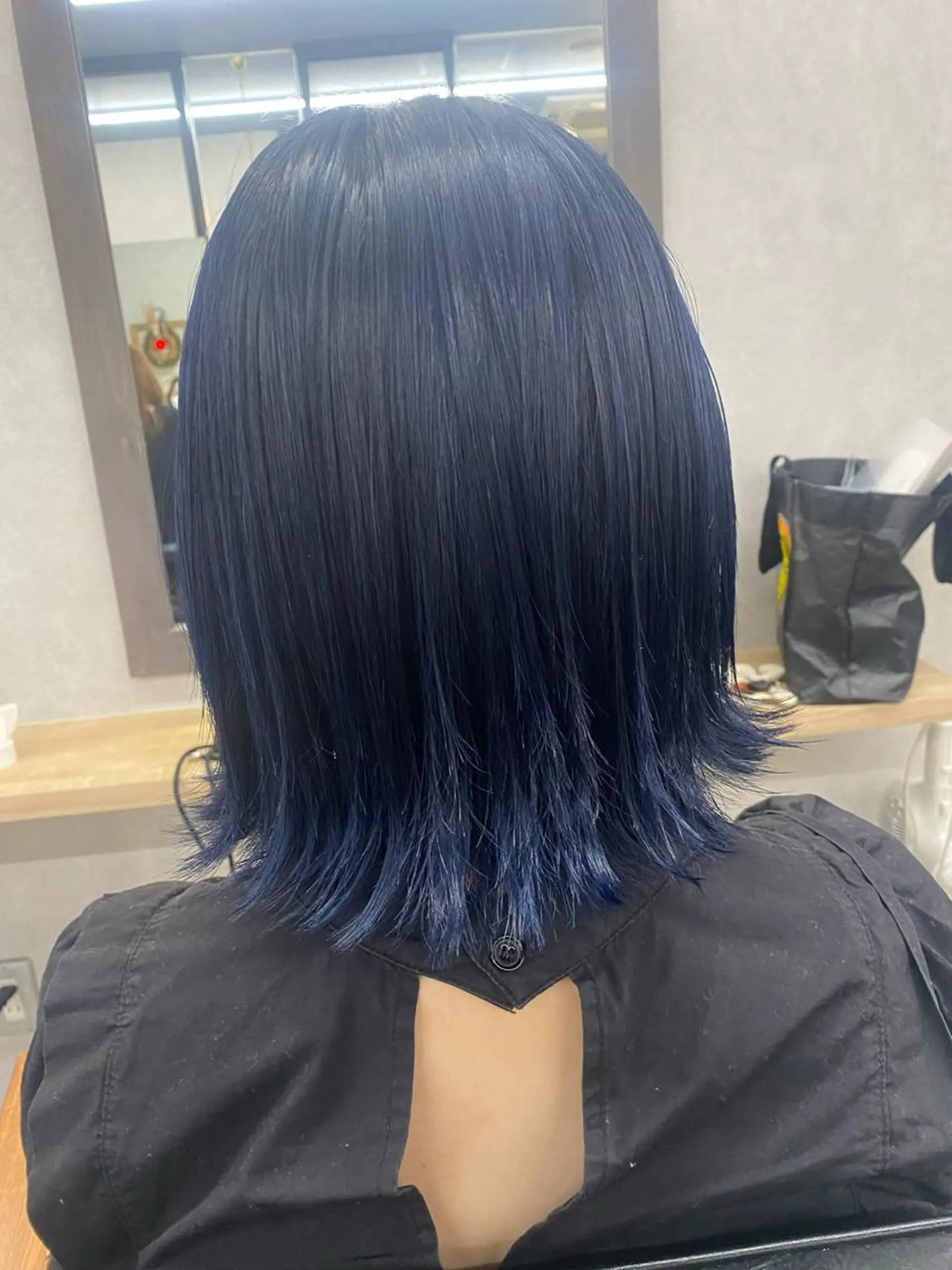 ショート カラー ブルーカラー SHOTA 大人ショートのヘアスタイル