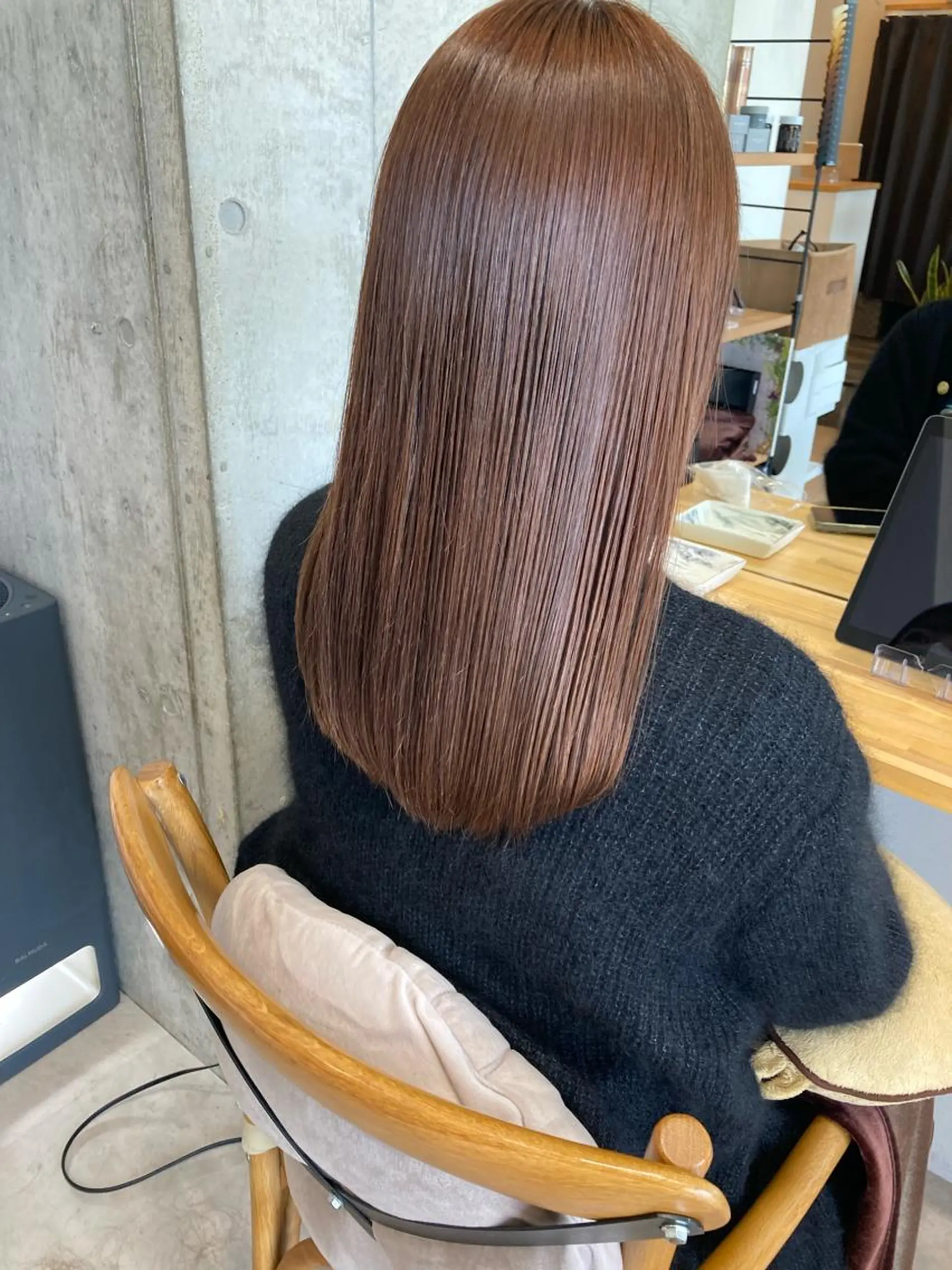 セミロング ✨色持ちの良い艶 カラー✨蟹江真世のヘアスタイル