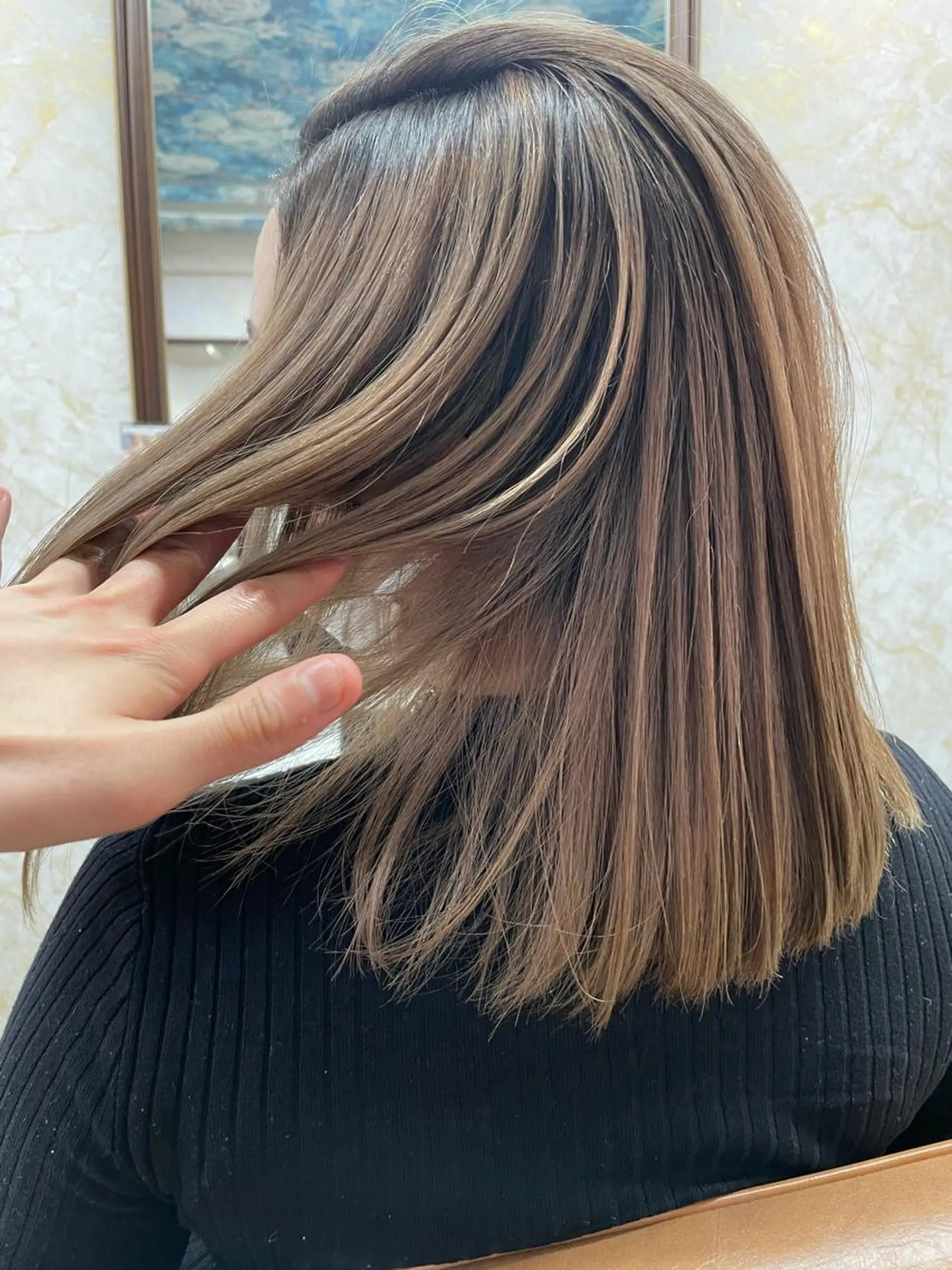 ミディアム TAKU 美容師のヘアスタイル