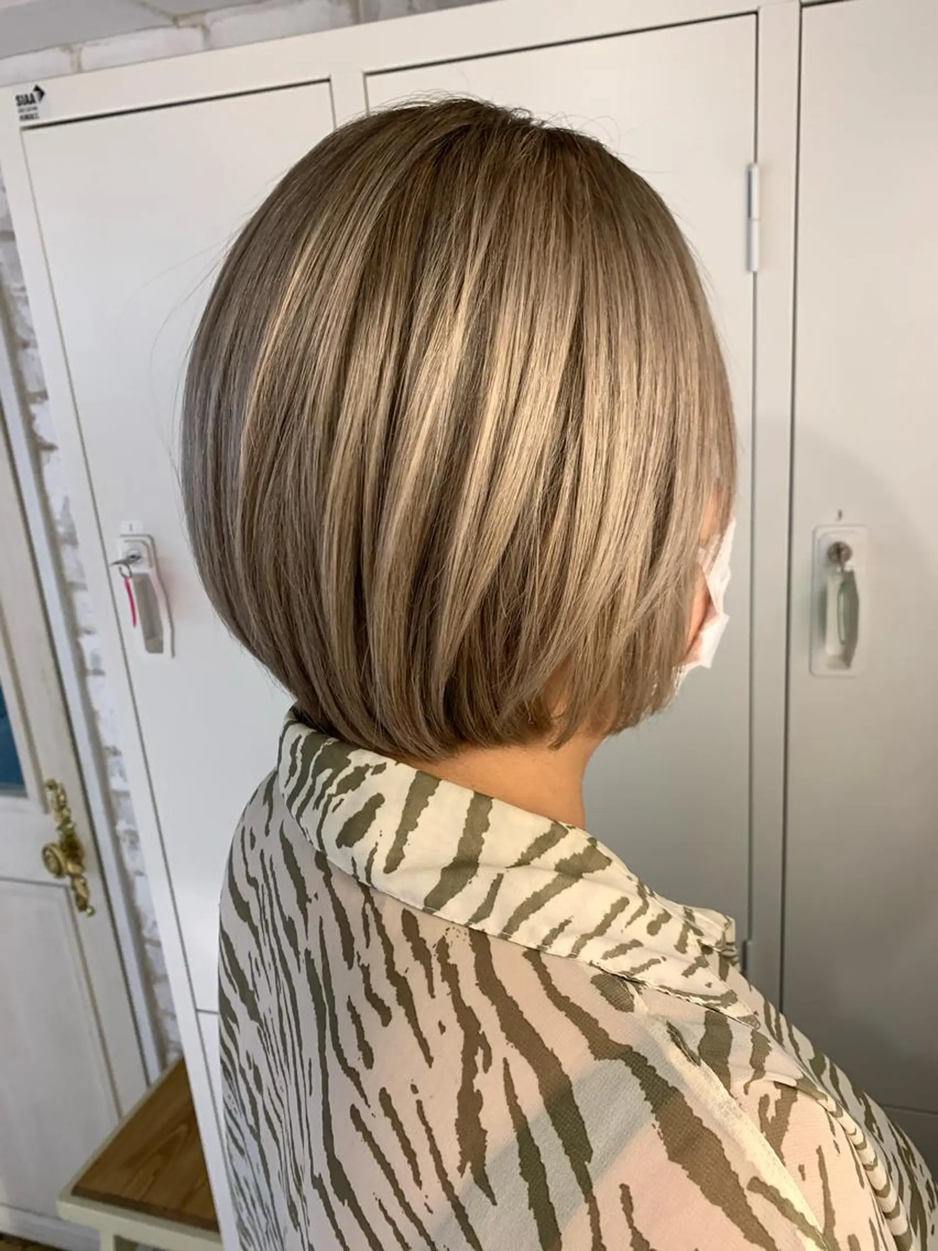 ショート ✨ハイトーン✨艶髪 ✨髪質改善✨和田のヘアスタイル