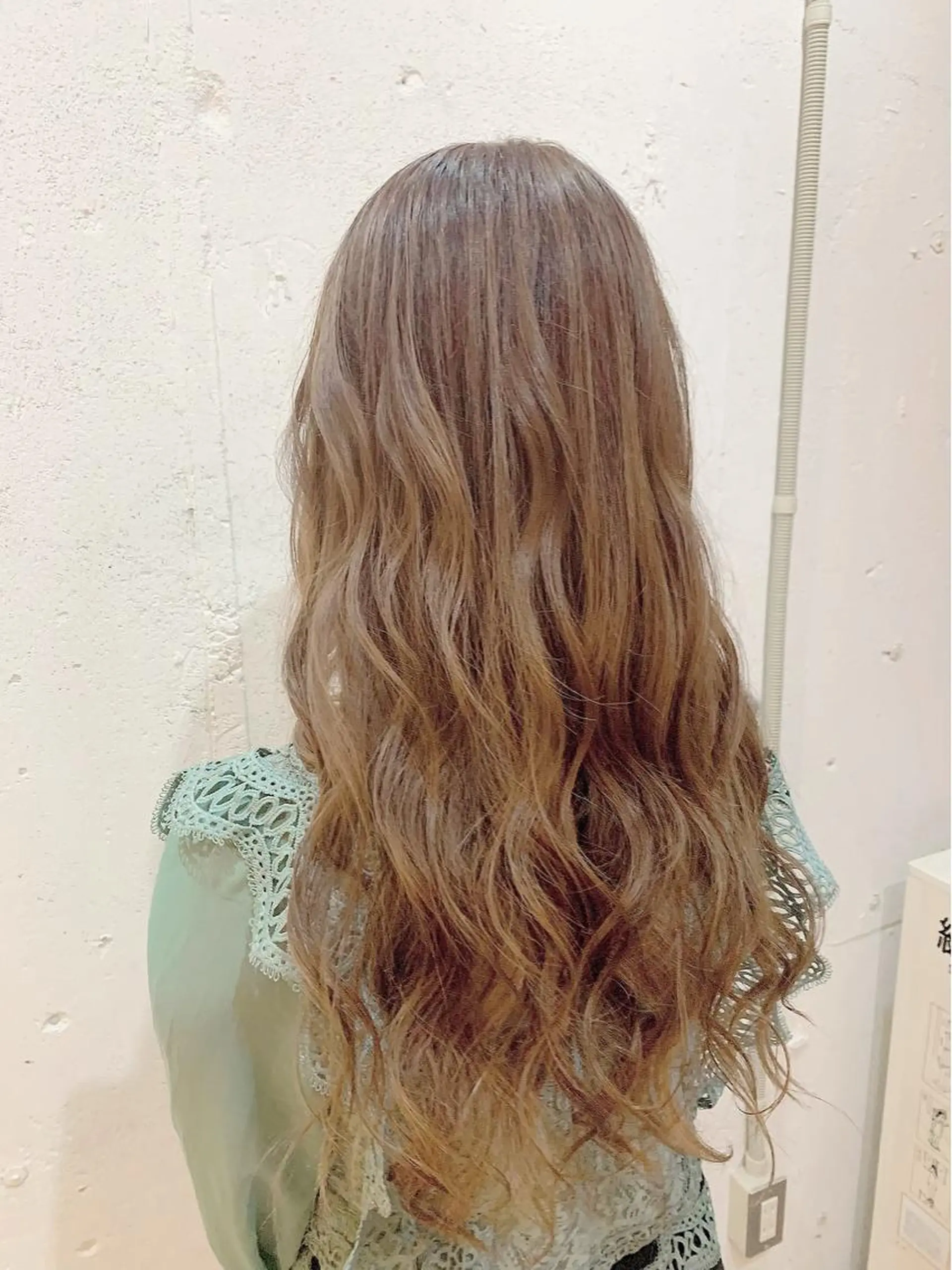 ロング カラー ベージュカラー ブリーチ ブラウンカラー ハイトーンカラー ハイトーンベージュ カット ヘアカラー 💛丁寧さNo.🥇 🧸片山智裕💛のヘアスタイル