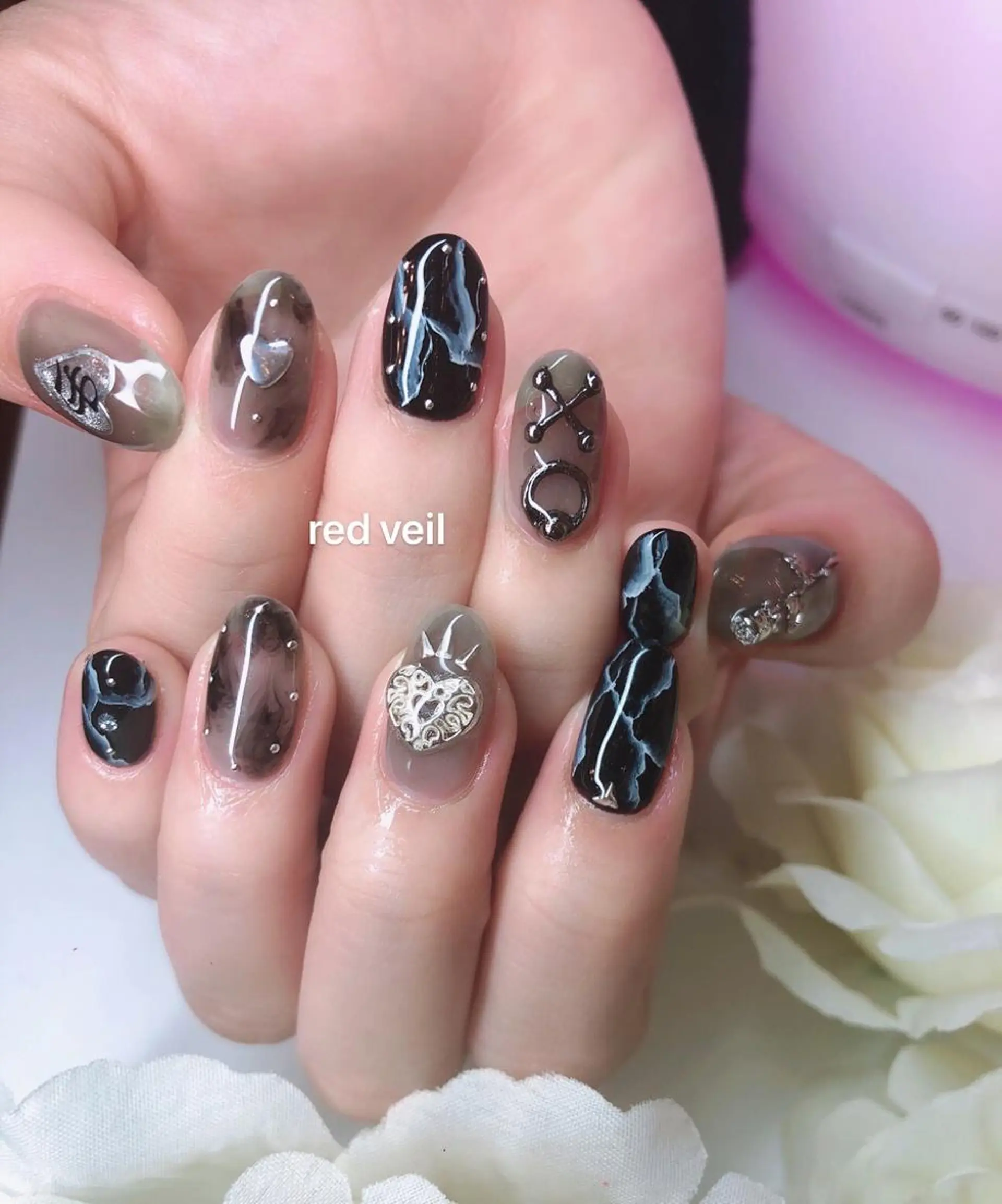 セミロング ネイル ハンドネイル 長さ出し専門 nynaのネイルデザイン