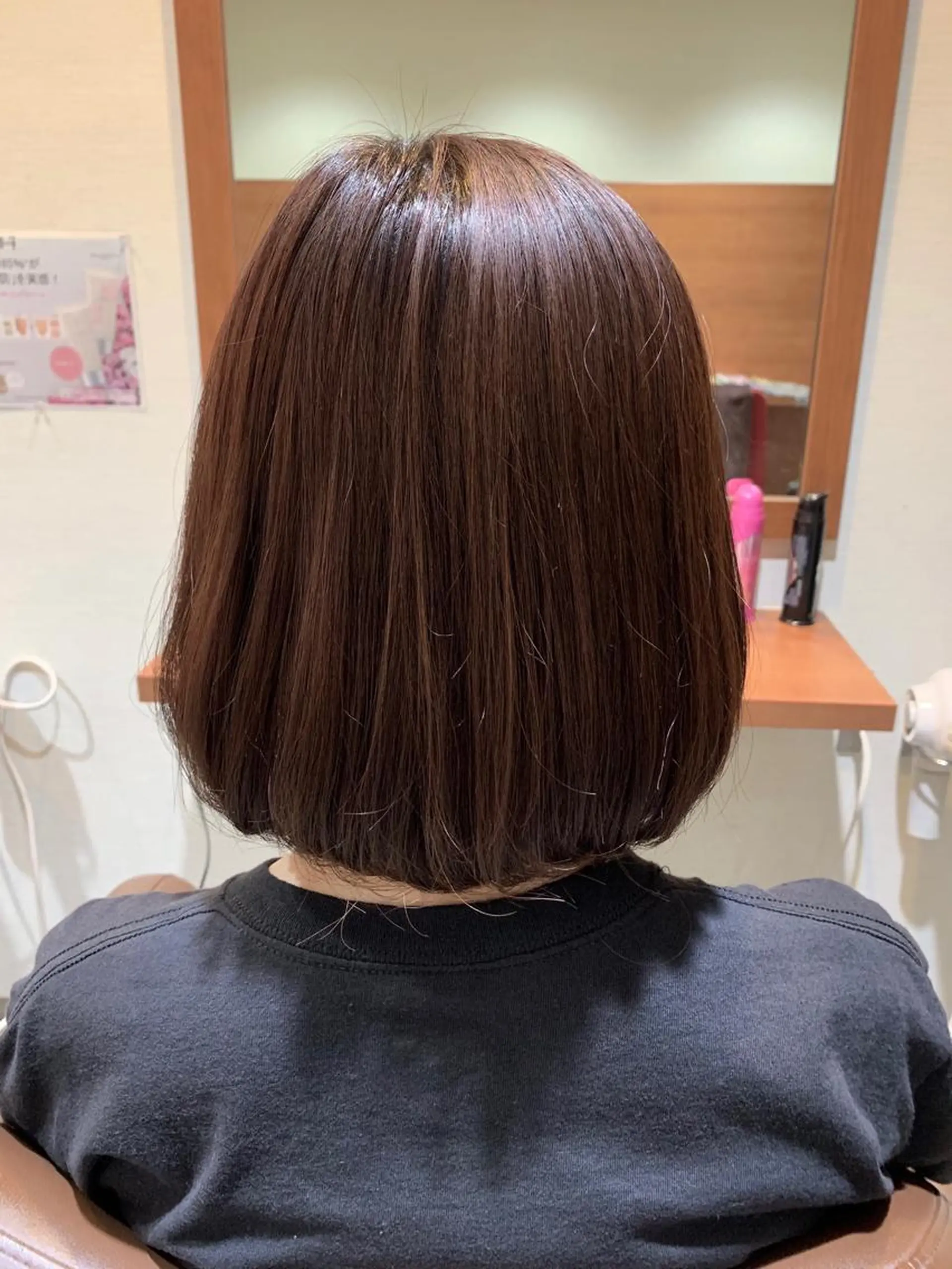 ショート カラー 蓮見  友里のヘアスタイル