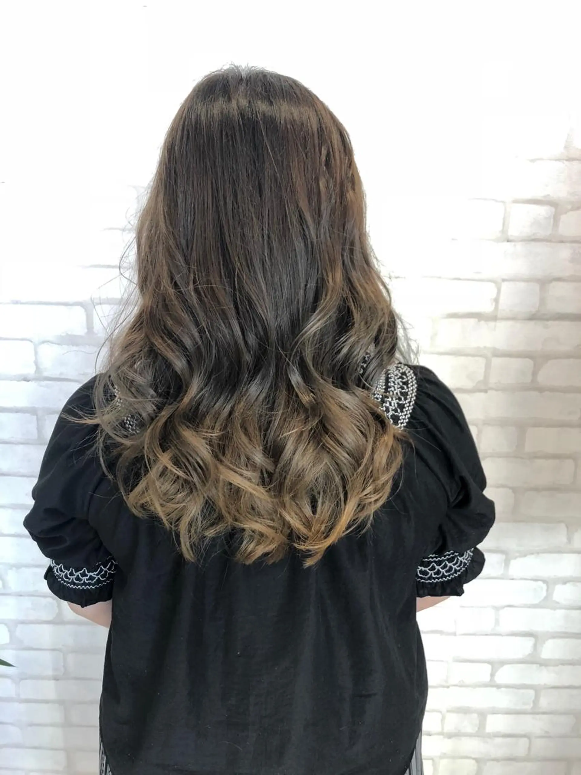 ロング カラー ブリーチ グラデーションカラー 巣鴨髪質改善サロン 🌈NONOKAのヘアスタイル