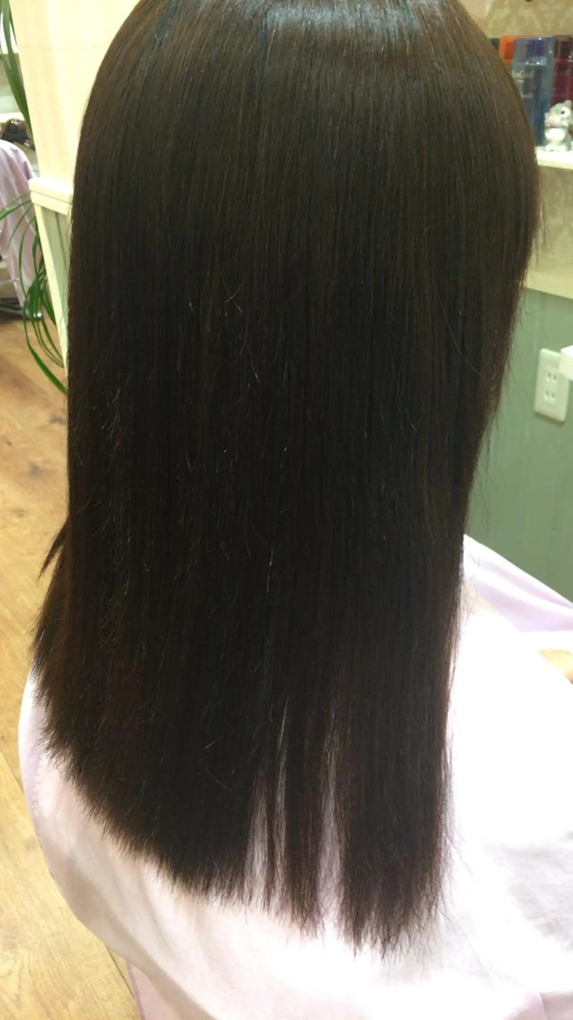 ミディアム 夜の縮毛矯正 服部 日出登のヘアスタイル