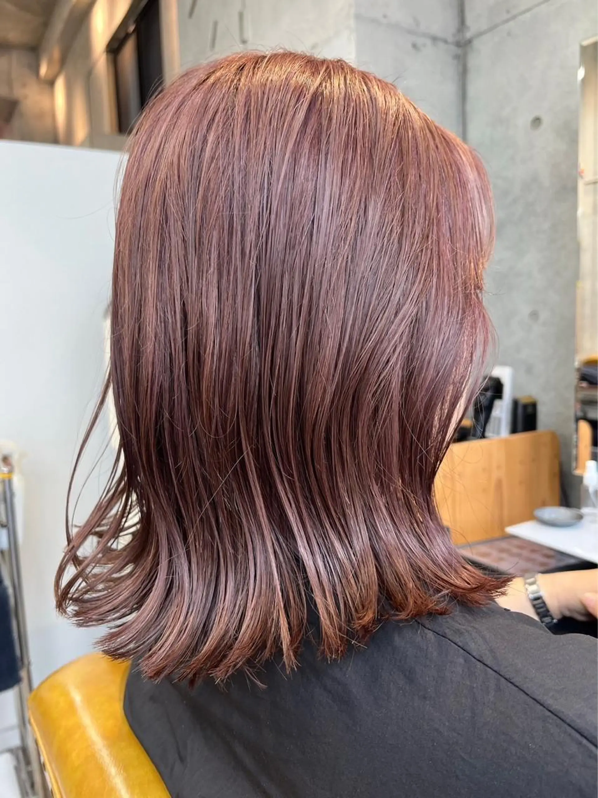 セミロング カラー カコ/レイヤーカット ヘアアレンジのヘアスタイル