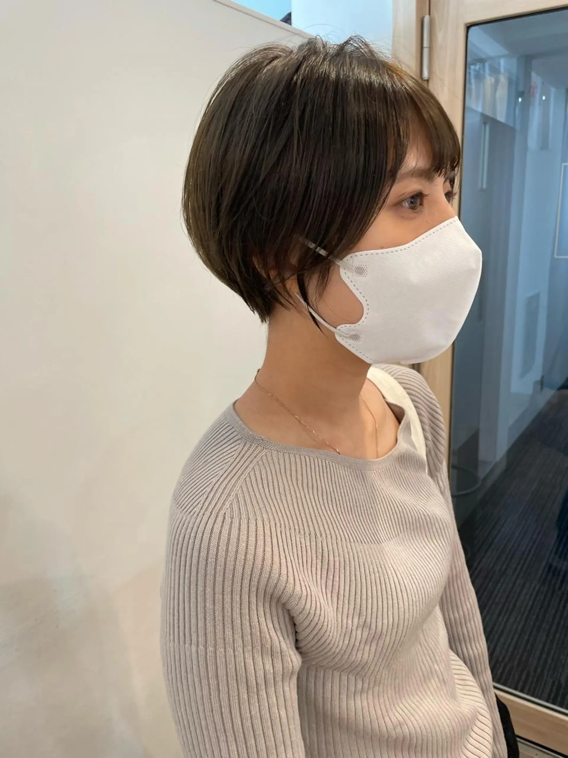 ショート カット ヘアカラー トリートメント 大迫 江梨のヘアスタイル