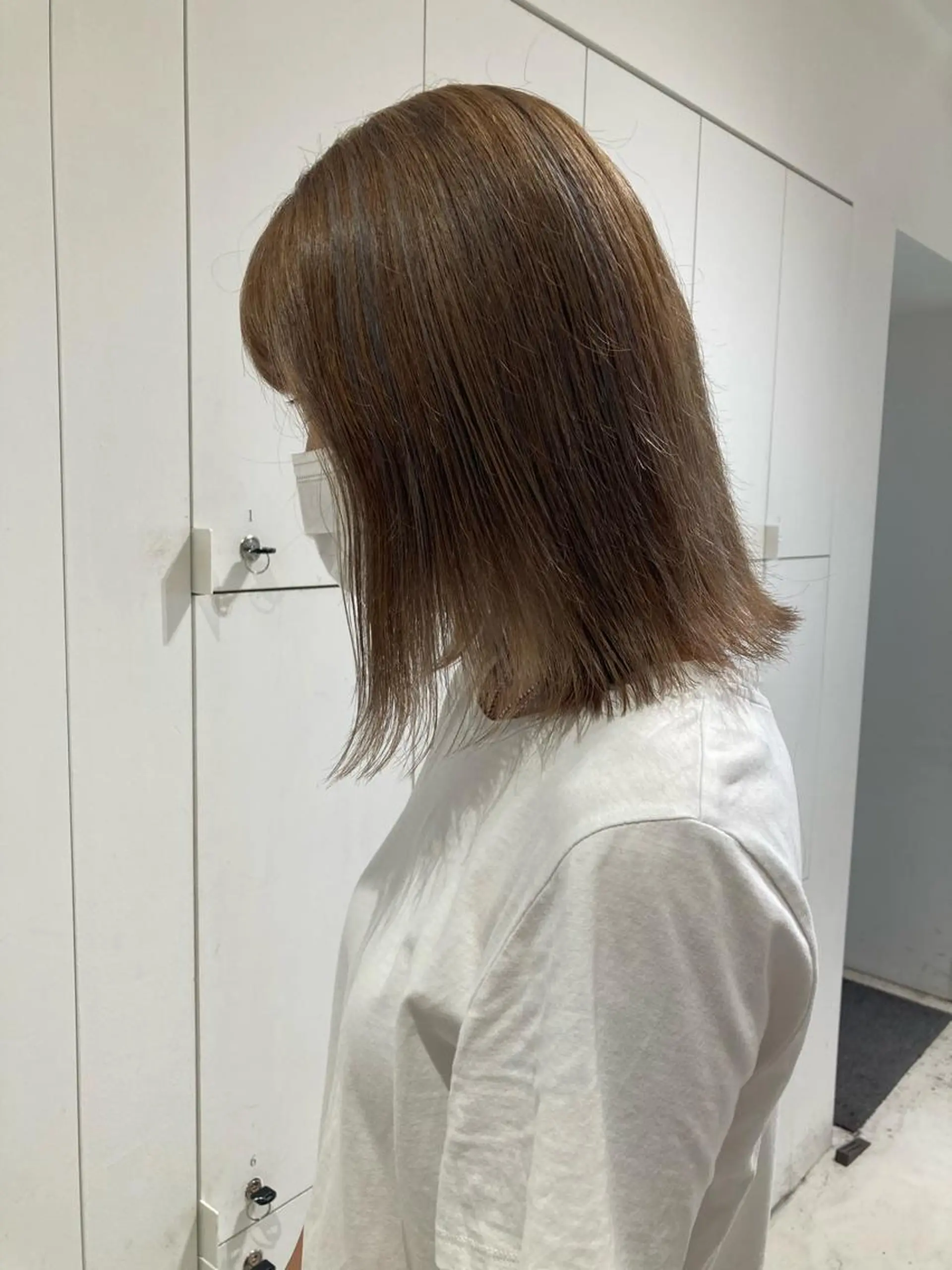 ミディアム カラー ベージュカラー ブリーチ ミルクティーベージュ ヘアカラー 透明感カラー🫧 nanohaのヘアスタイル