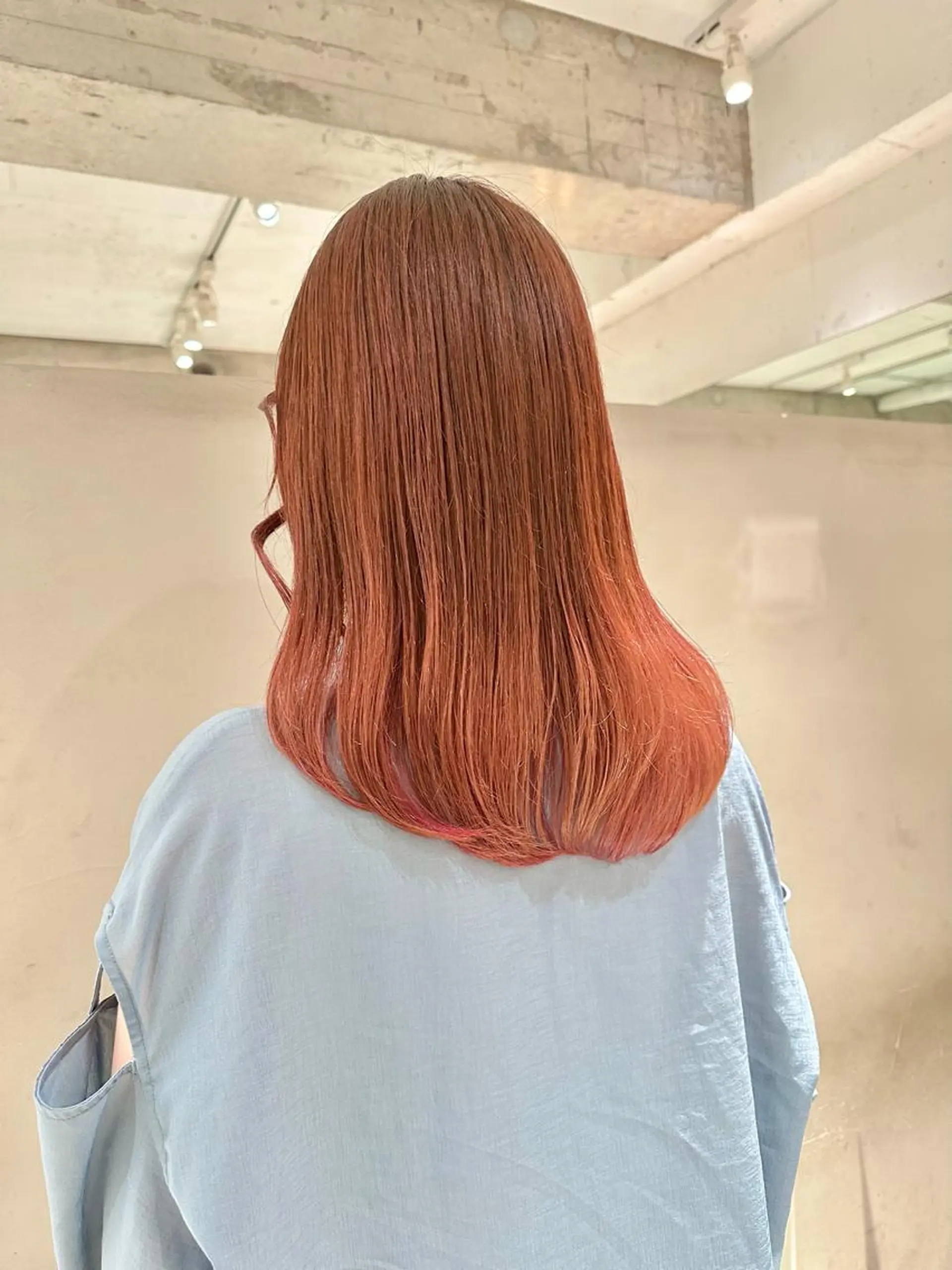 ロング カラー ブリーチ ダブルカラー ブリーチなしカラー オレンジ オレンジピンク 榎本 健太のヘアスタイル