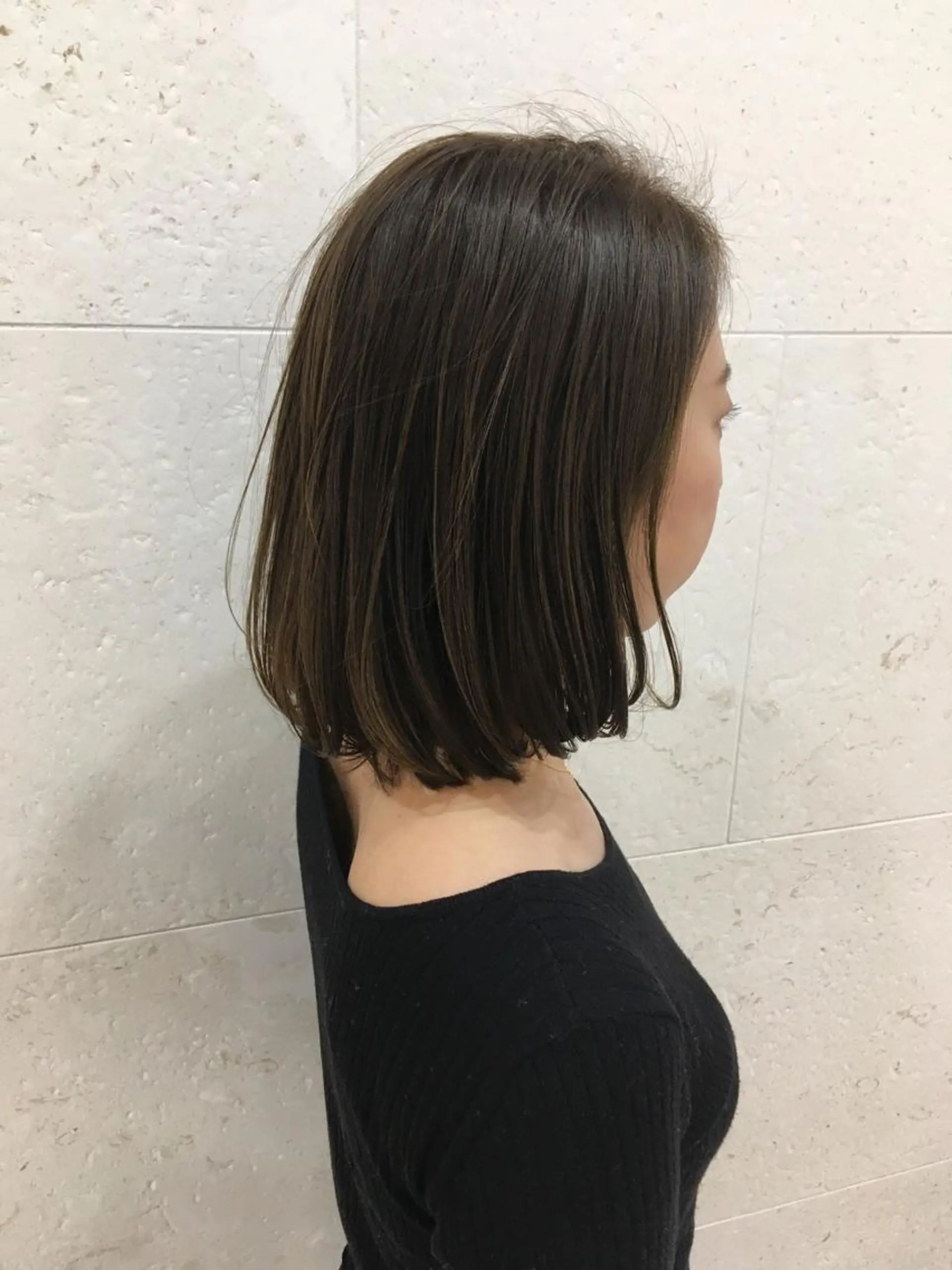 ミディアム カラー アディクシーカラー カット ヘアカラー トリートメント 斉藤 貴也のヘアスタイル