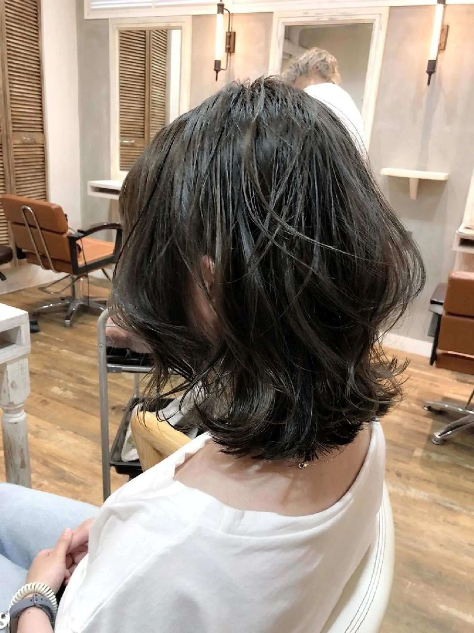 ミディアム カット ヘアカラー トリートメント 神楽坂/縮毛矯正/ 髪質改善/香村優弥のヘアスタイル