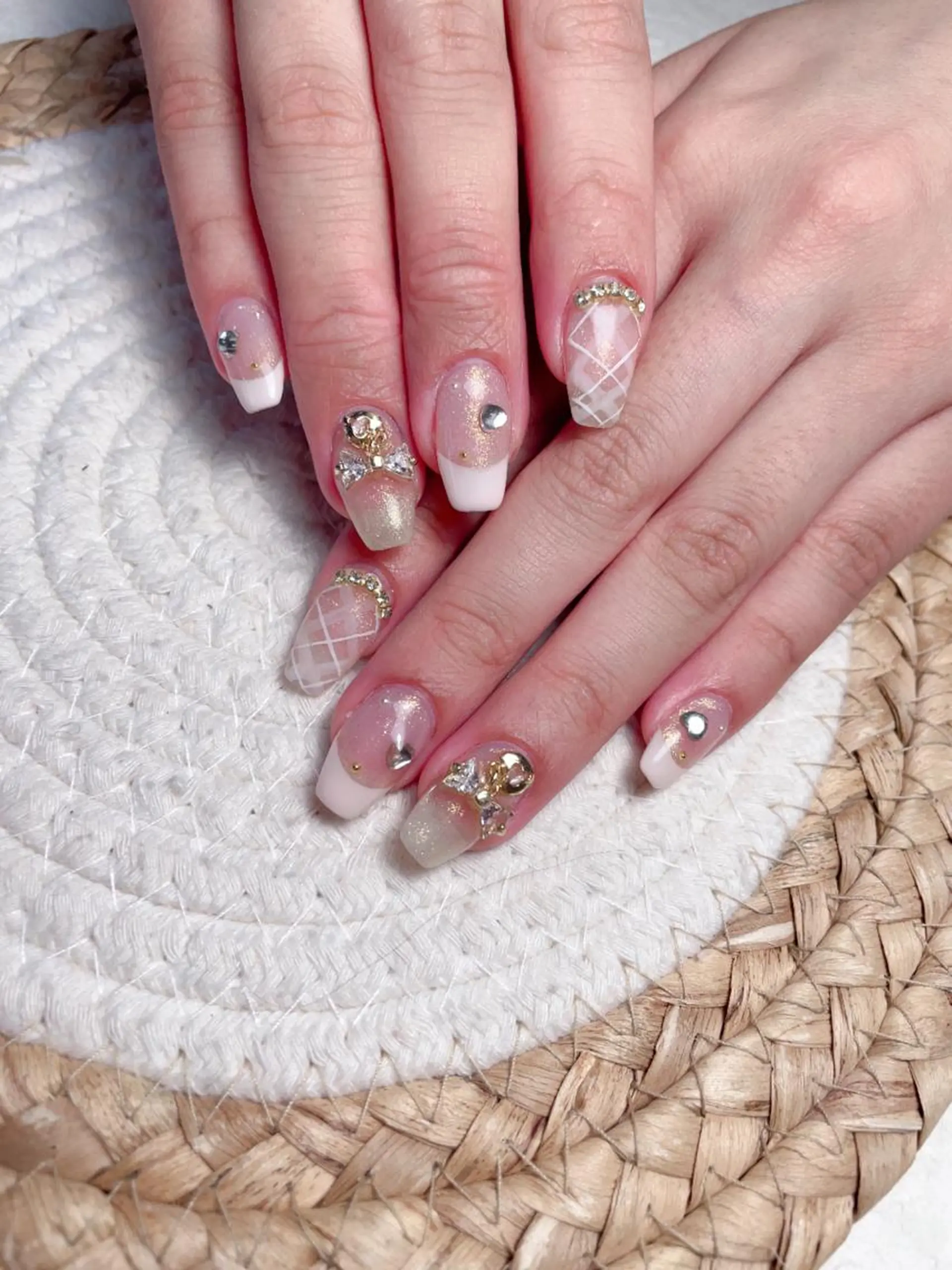 ネイル ハンドネイル M🌷nail 長さだし専門店のネイルデザイン