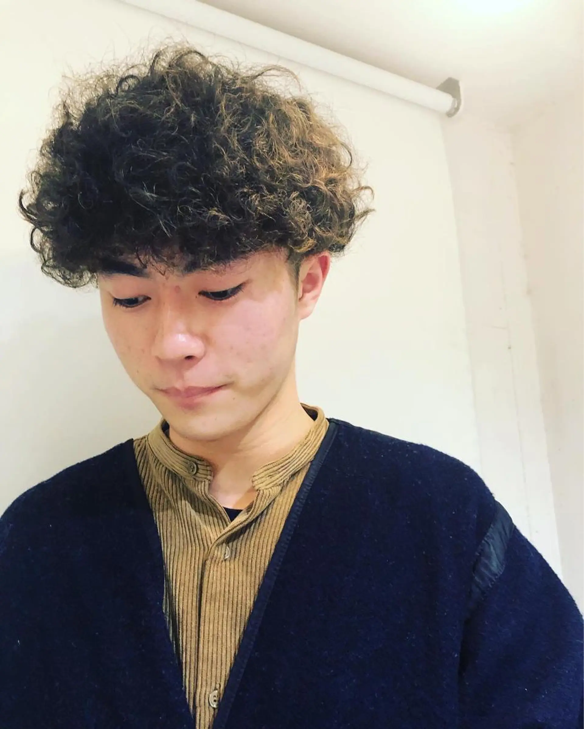 パーマ ヘアアレンジ メンズ メンズパーマ カット パーマ トリートメント ヘアセット メンズ特化✂️栗原 侑也のヘアスタイル