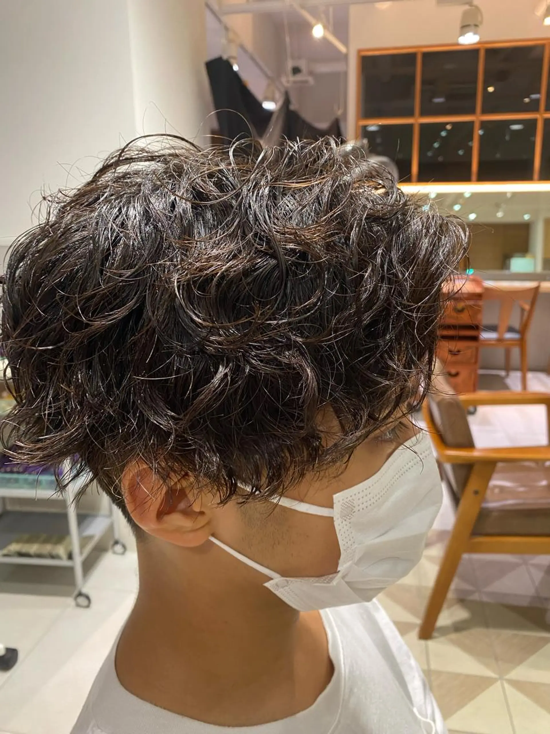 ショート カラー パーマ ヘアアレンジ メンズ カット パーマ メンズパーマの巨匠 鈴木純のヘアスタイル