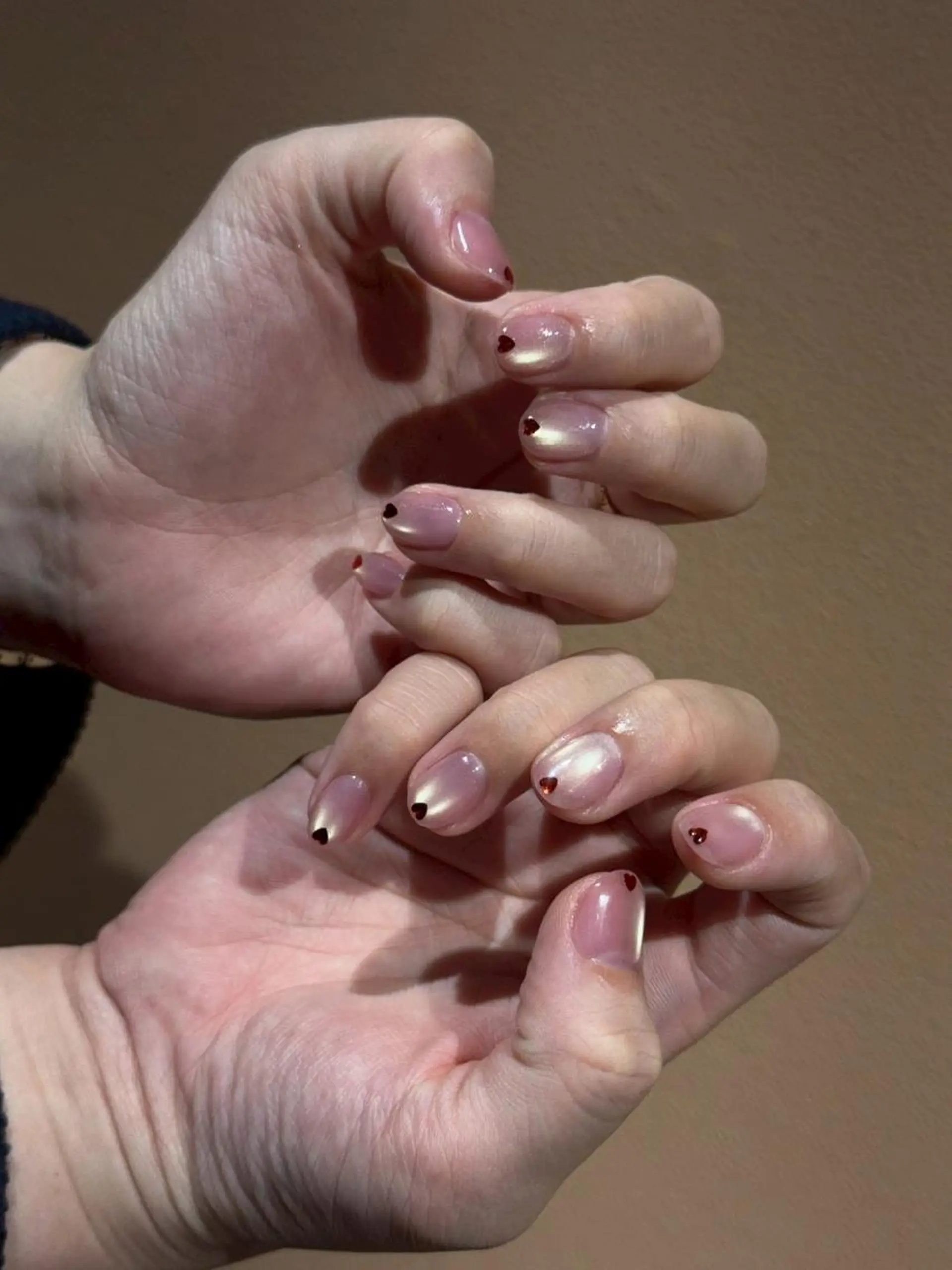 ネイル アートネイル フラッシュネイル マグネットネイル 持ち込み バレンタイン ハンドネイル ハンドケア Allma Nailのネイルデザイン