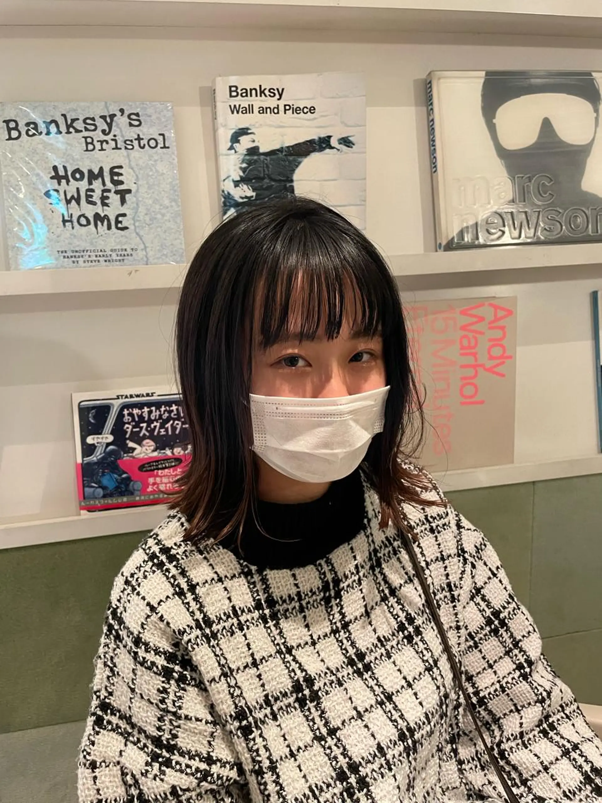 ミディアム ボブ シースルーバング 外ハネヘア 塚田 銀太のヘアスタイル