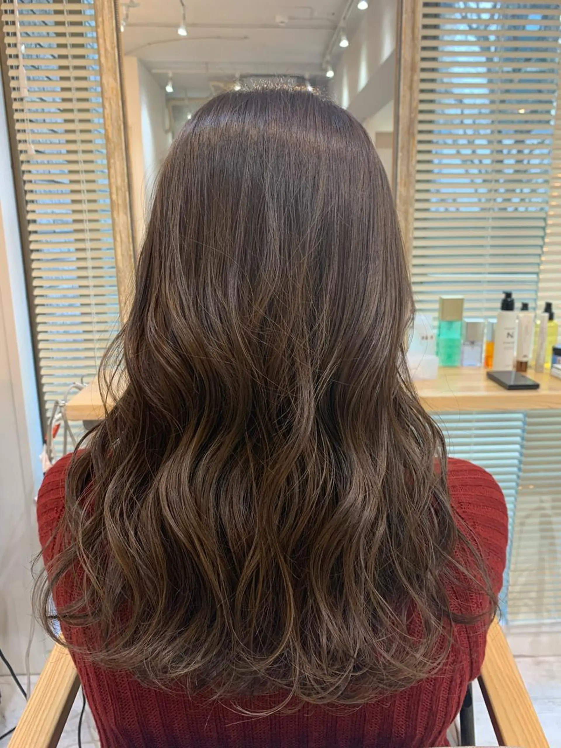 ロング レイヤーカット・ 縮毛矯正 星野のヘアスタイル