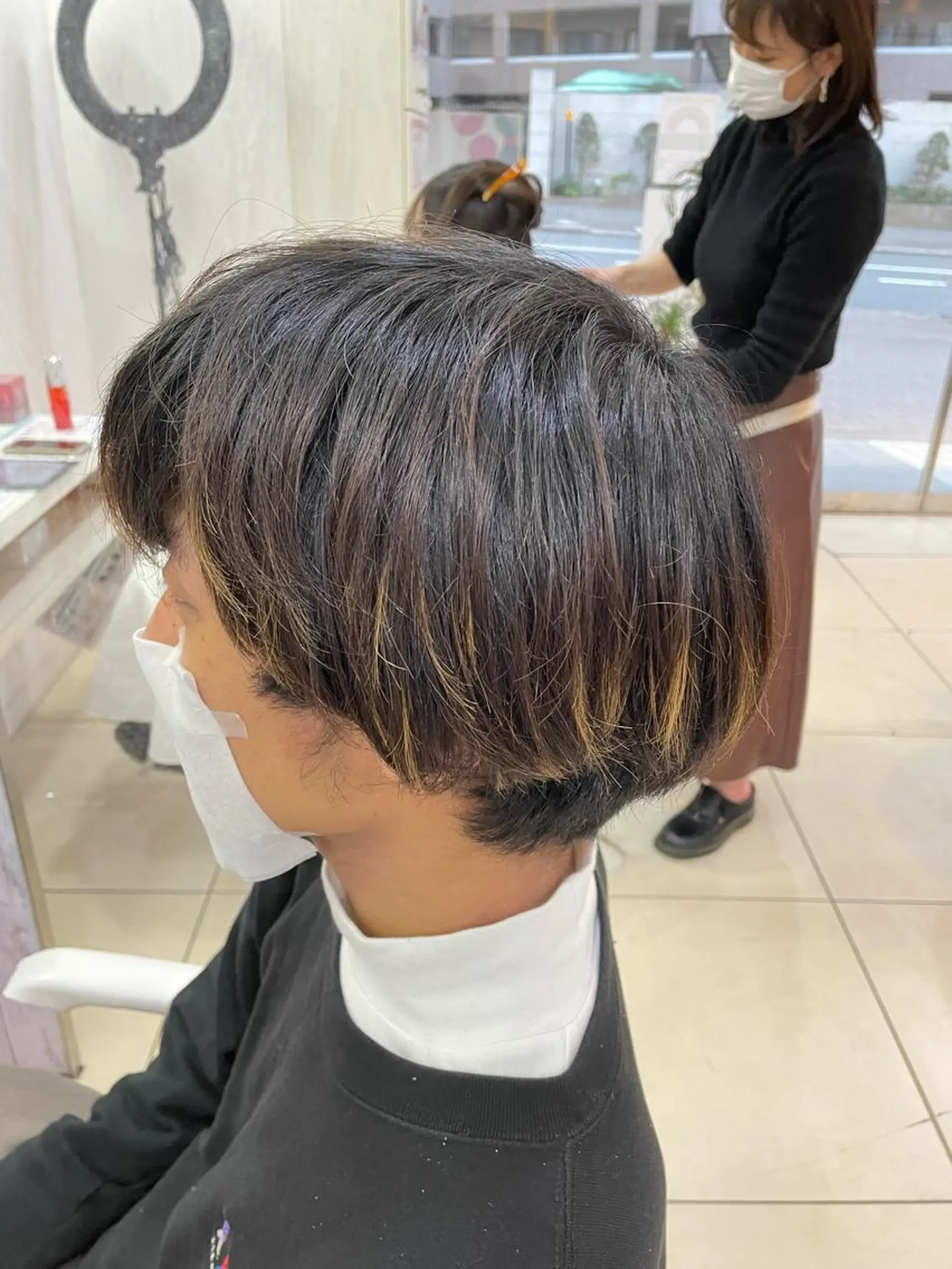 ショート カラー パーマ メンズ マッシュ アッシュ アッシュブラウン ブラウンカラー カット ヘアカラー パーマ 髪質改善× 白髪ぼかし溝江のヘアスタイル