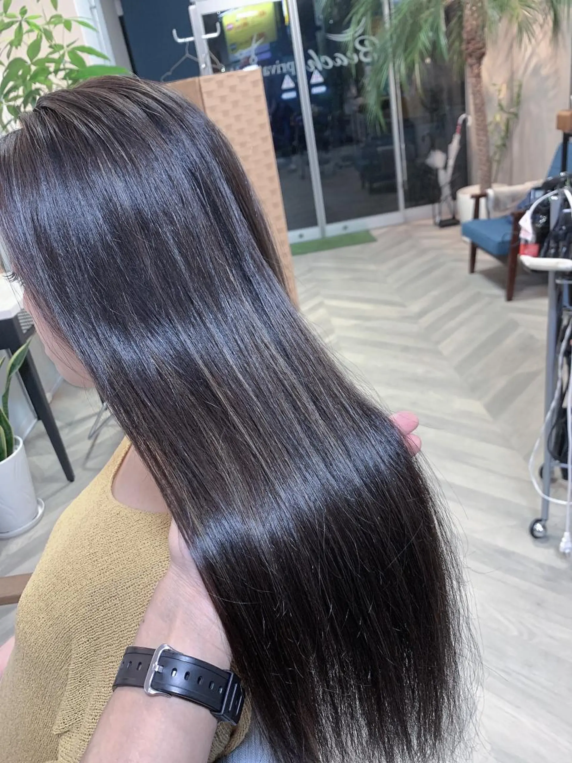 ロング カラー デザインカラー ハイライトカラー ハイライト ヘアカラー トリートメント Beach 代表 KENTAのヘアスタイル