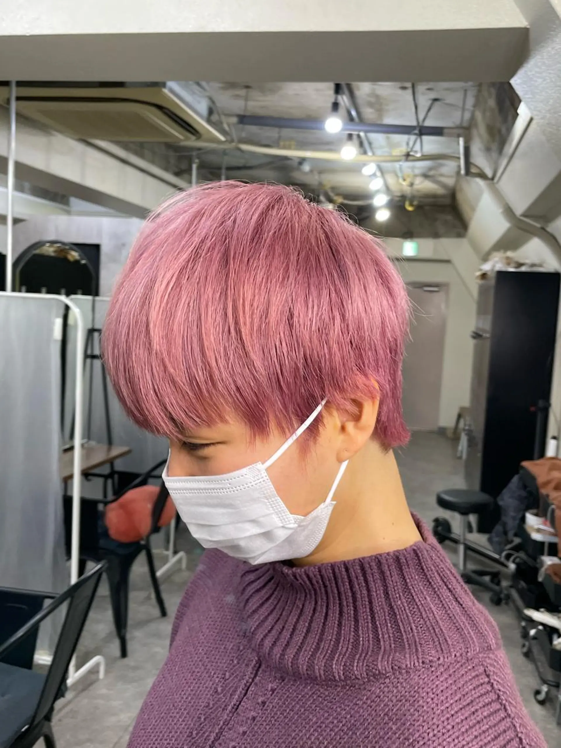 ミディアム カラー パーマ ヘアアレンジ メンズ キッズ ネイル マツエク・マツパ アイブロウ メンズバレイヤージュ メンズブリーチ メンズハイライト メンズインナーカラー メンズ韓国風 切りっぱなしヘアボブ ミディアムヘアRYOのヘアスタイル