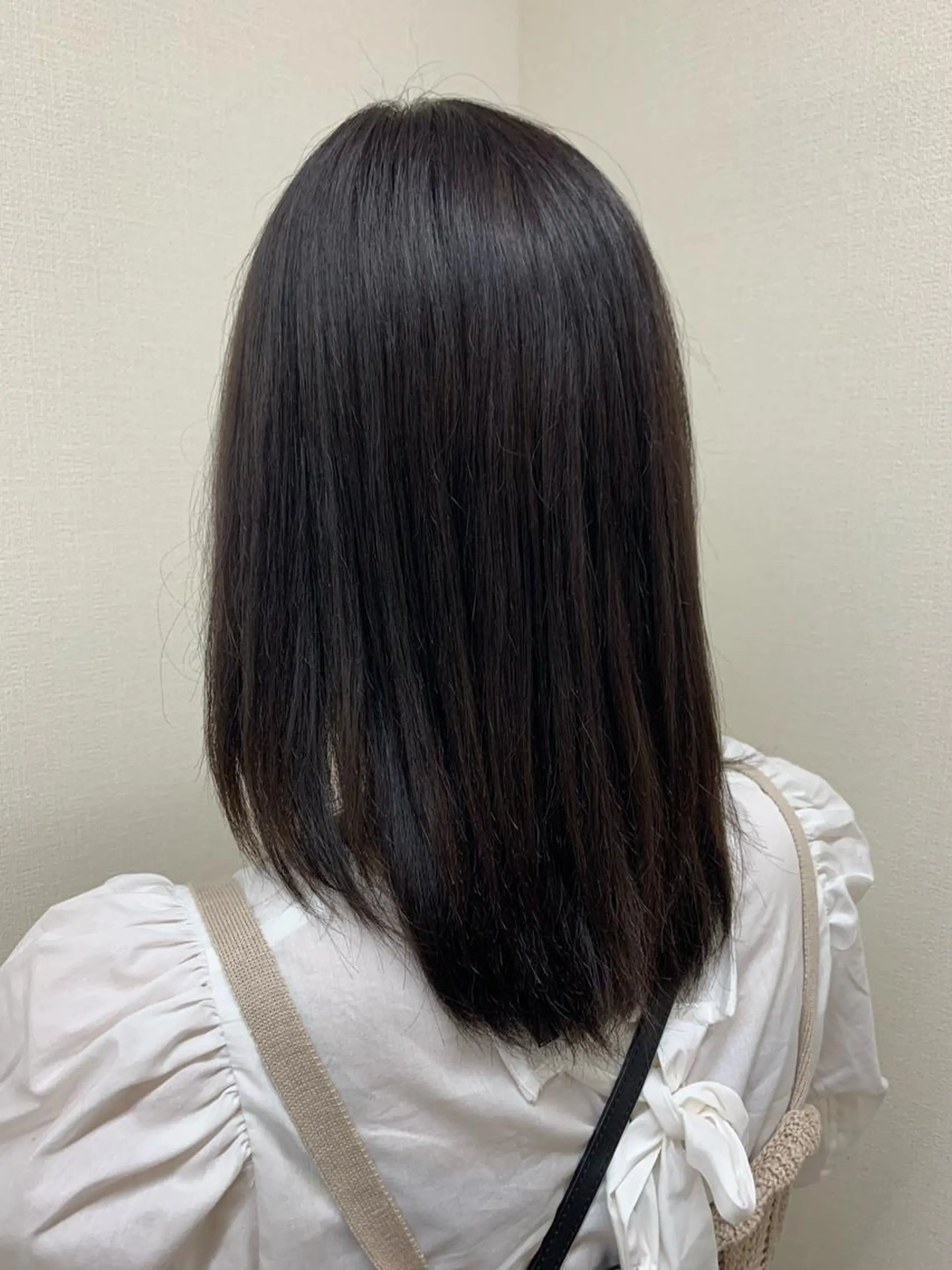 ミディアム カラー カット ヘアカラー 縮毛矯正 🫧透明感カラー🫧 美髪矯正🫧チサトのヘアスタイル