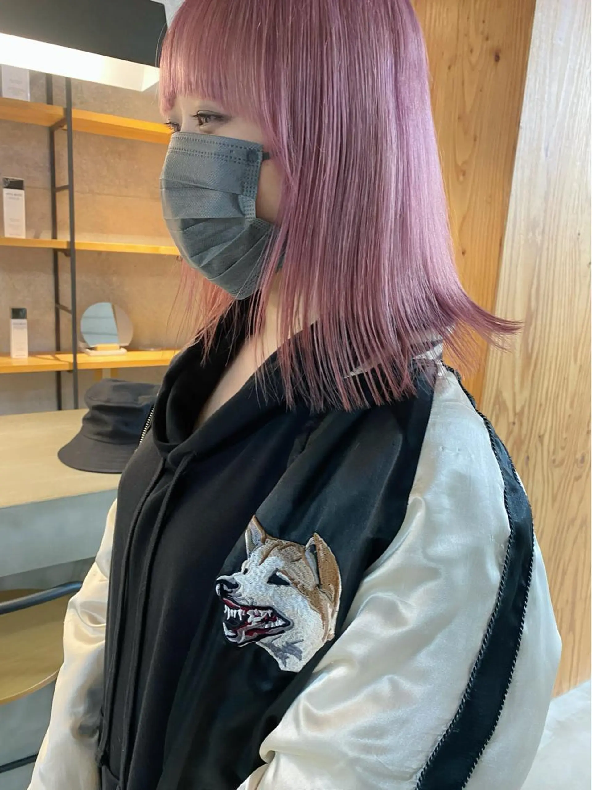 ミディアム カラー ヘアアレンジ ブリーチ ピンクカラー son hair HIROEのヘアスタイル
