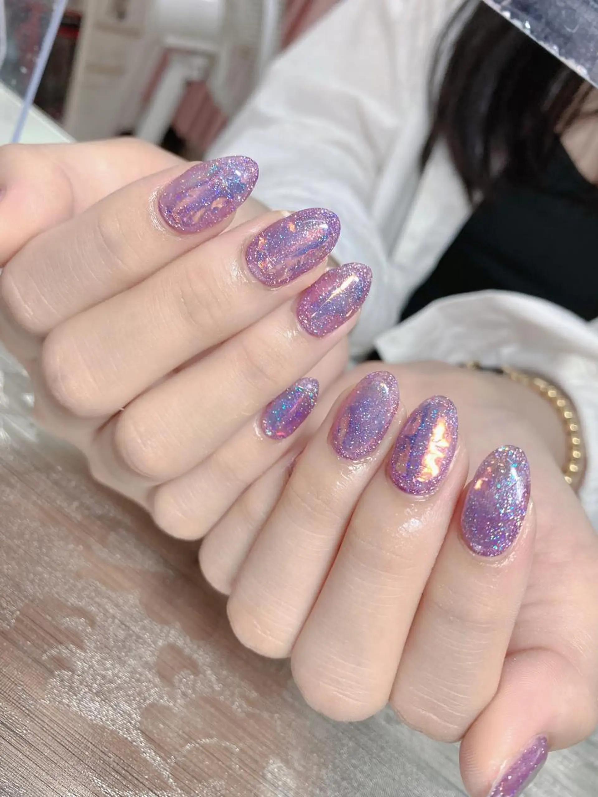 ネイル ハンドネイル I-nailロング /ワンホン/キラキラのネイルデザイン