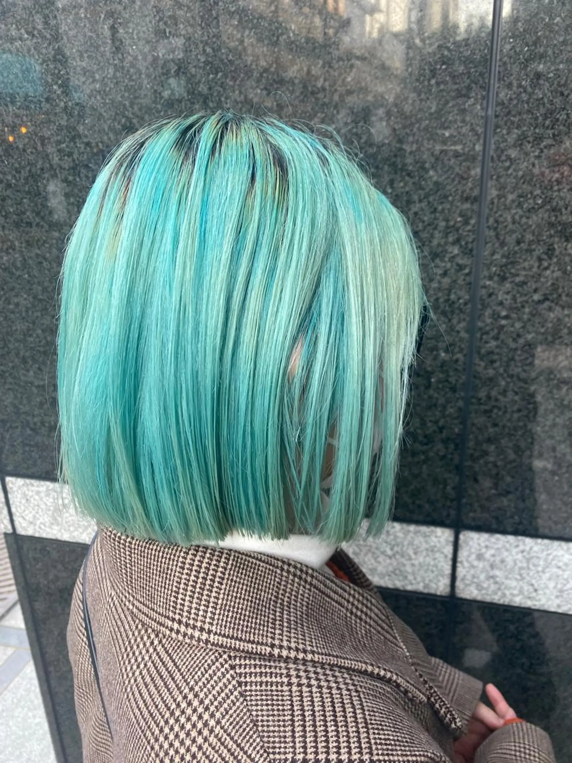 ミディアム カラー ダブルカラー エメラルドグリーン ハイトーンカラー ボブ カット ヘッドスパ デザインカラー/ kanae🌱のヘアスタイル