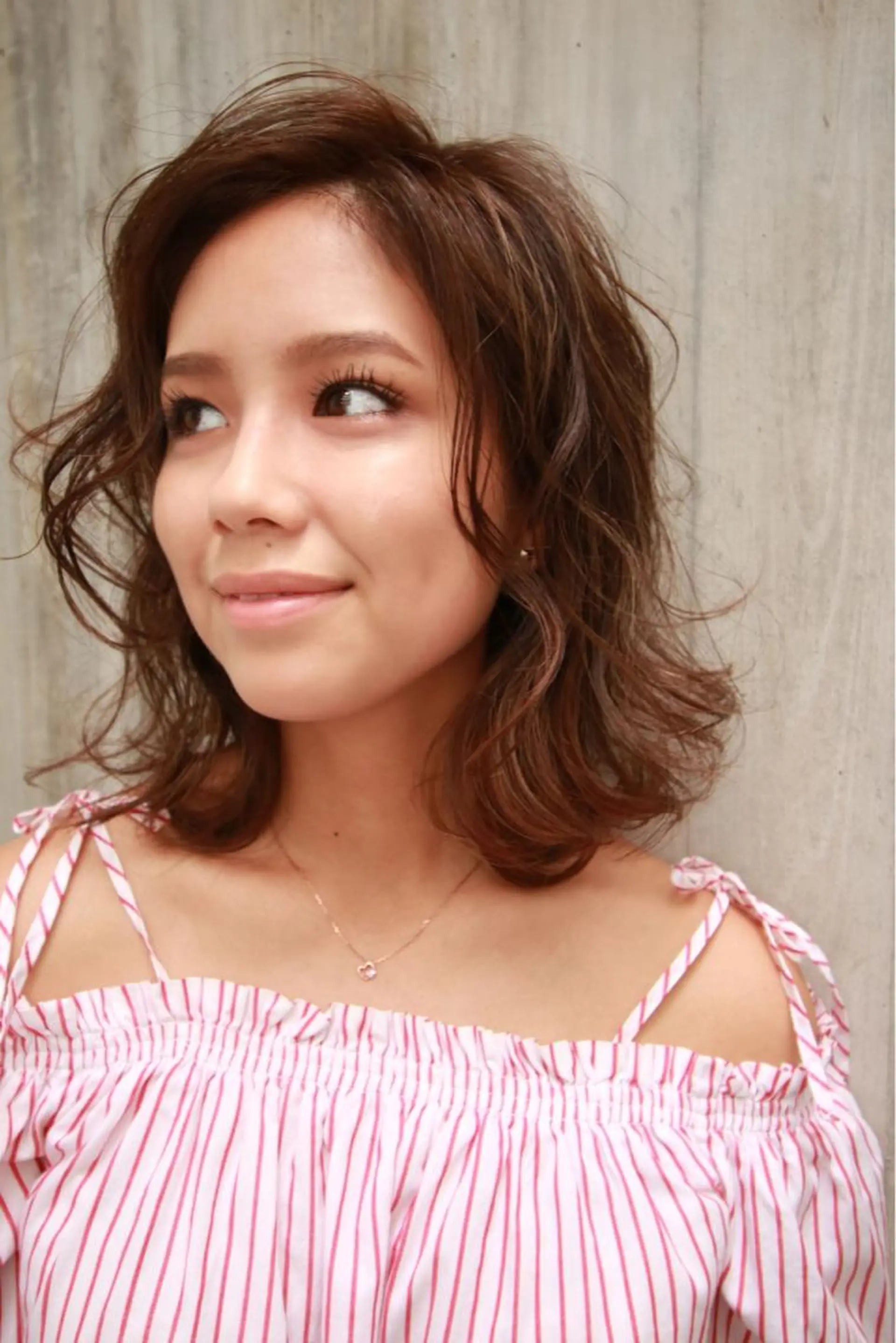 ミディアム カラー パーマ ヘアアレンジ 髪質改善専門店 エイジングケアのヘアスタイル